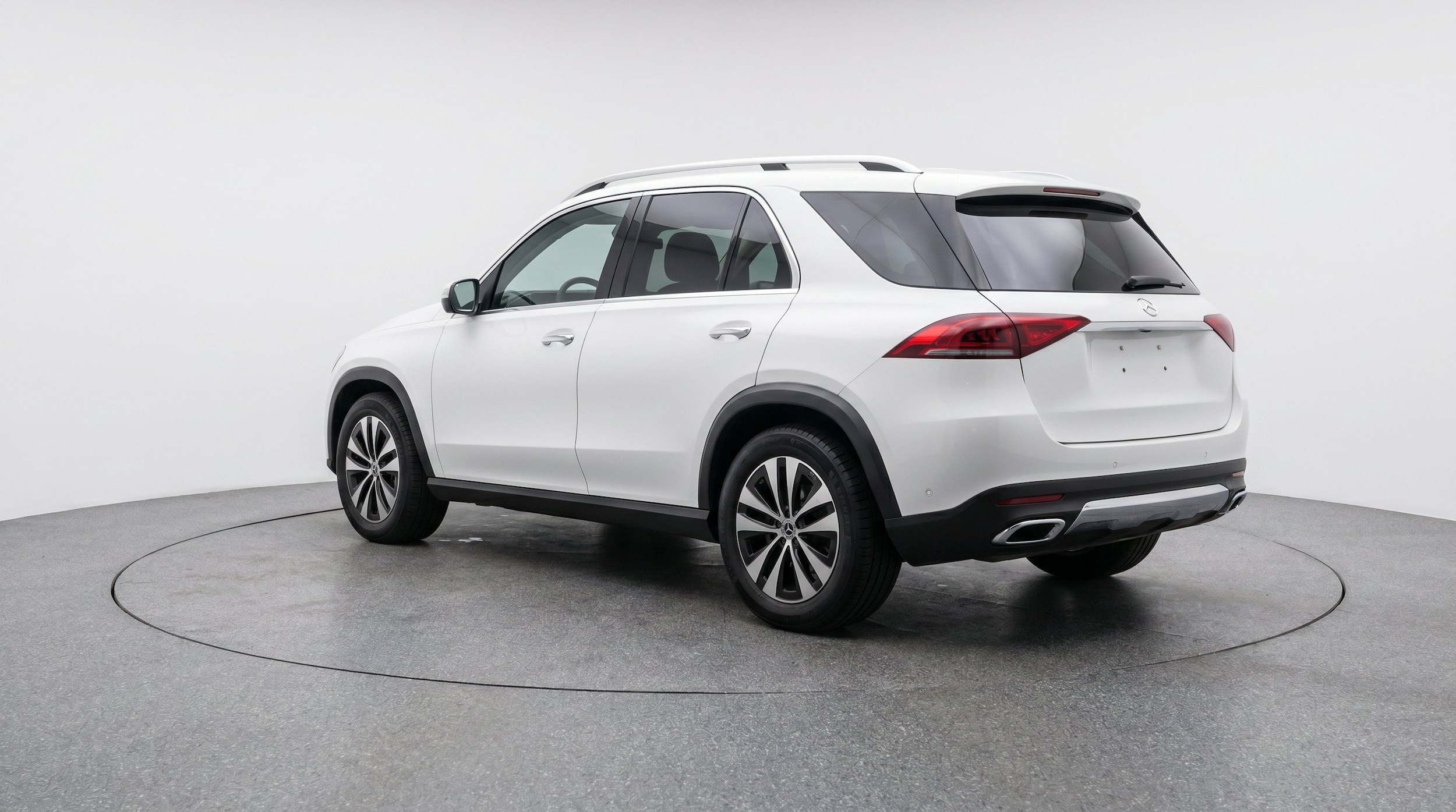 Thumbnail: 2026 Mercedes-Benz GLE - 6