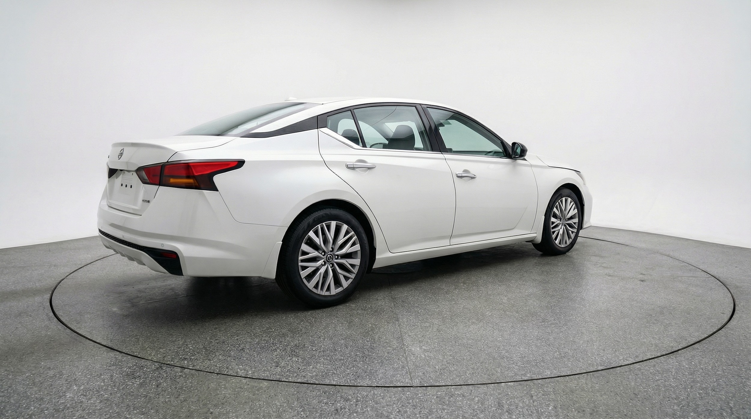 Thumbnail: 2025 Nissan Altima - 7