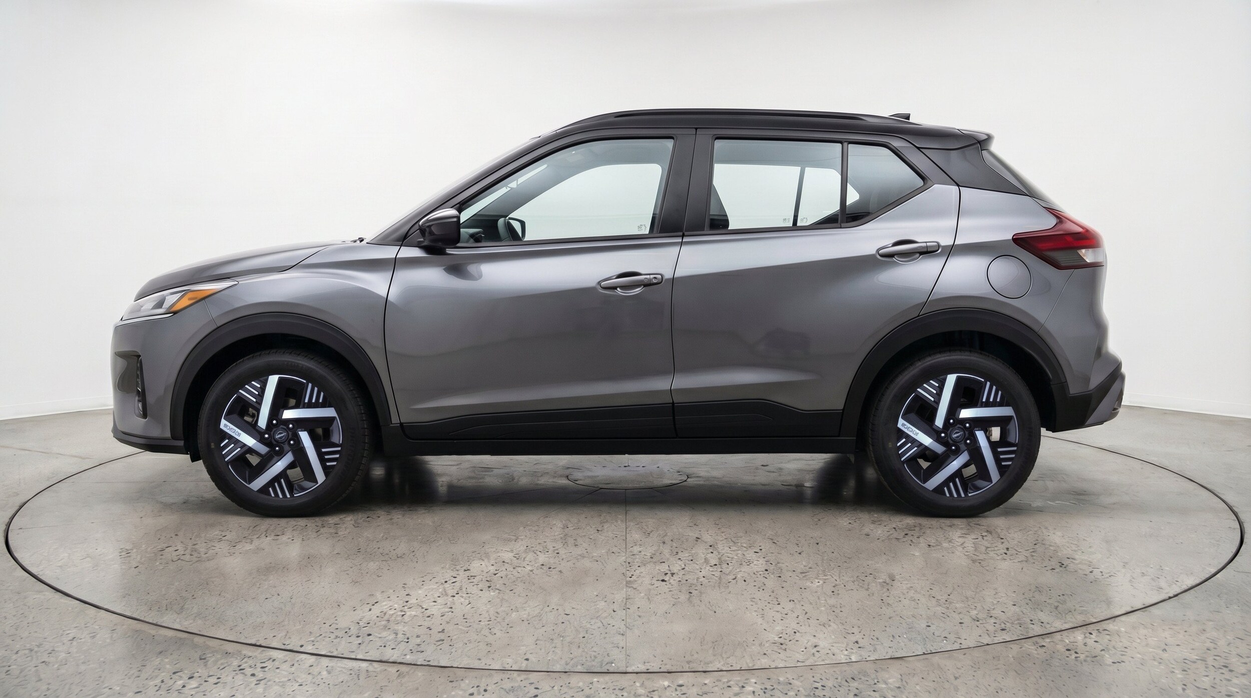 Thumbnail: 2026 Nissan Kicks - 5