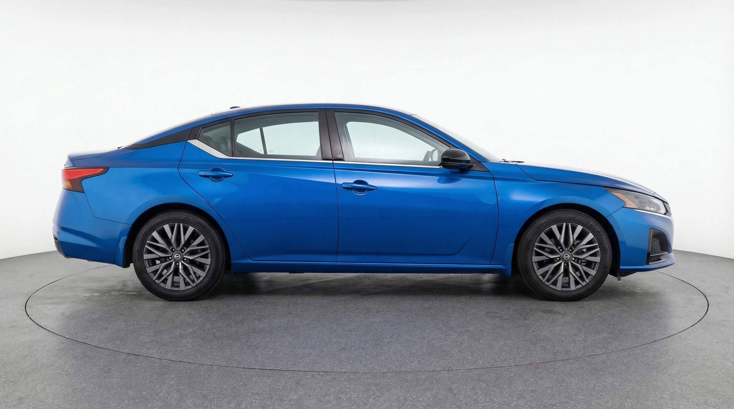 Thumbnail: 2025 Nissan Altima - 11