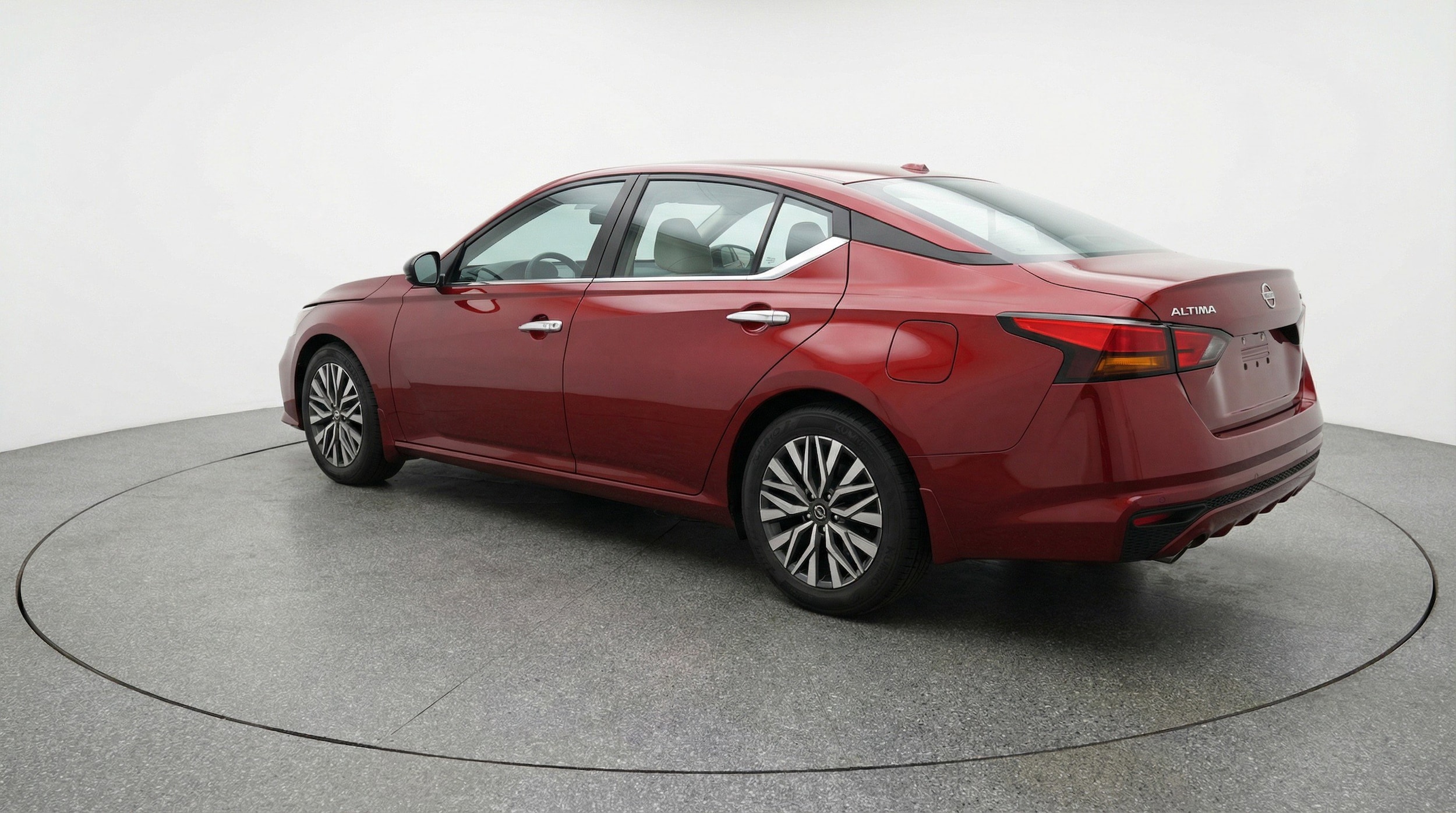 Thumbnail: 2025 Nissan Altima - 6