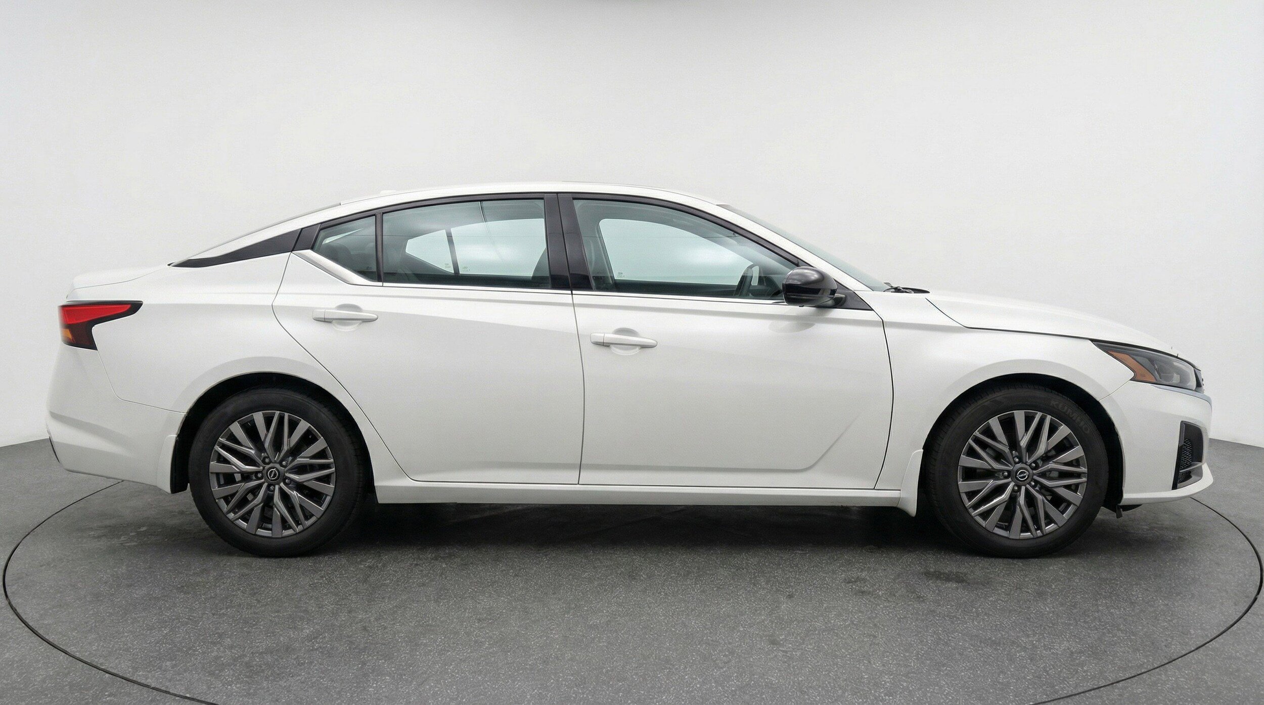 Thumbnail: 2025 Nissan Altima - 11