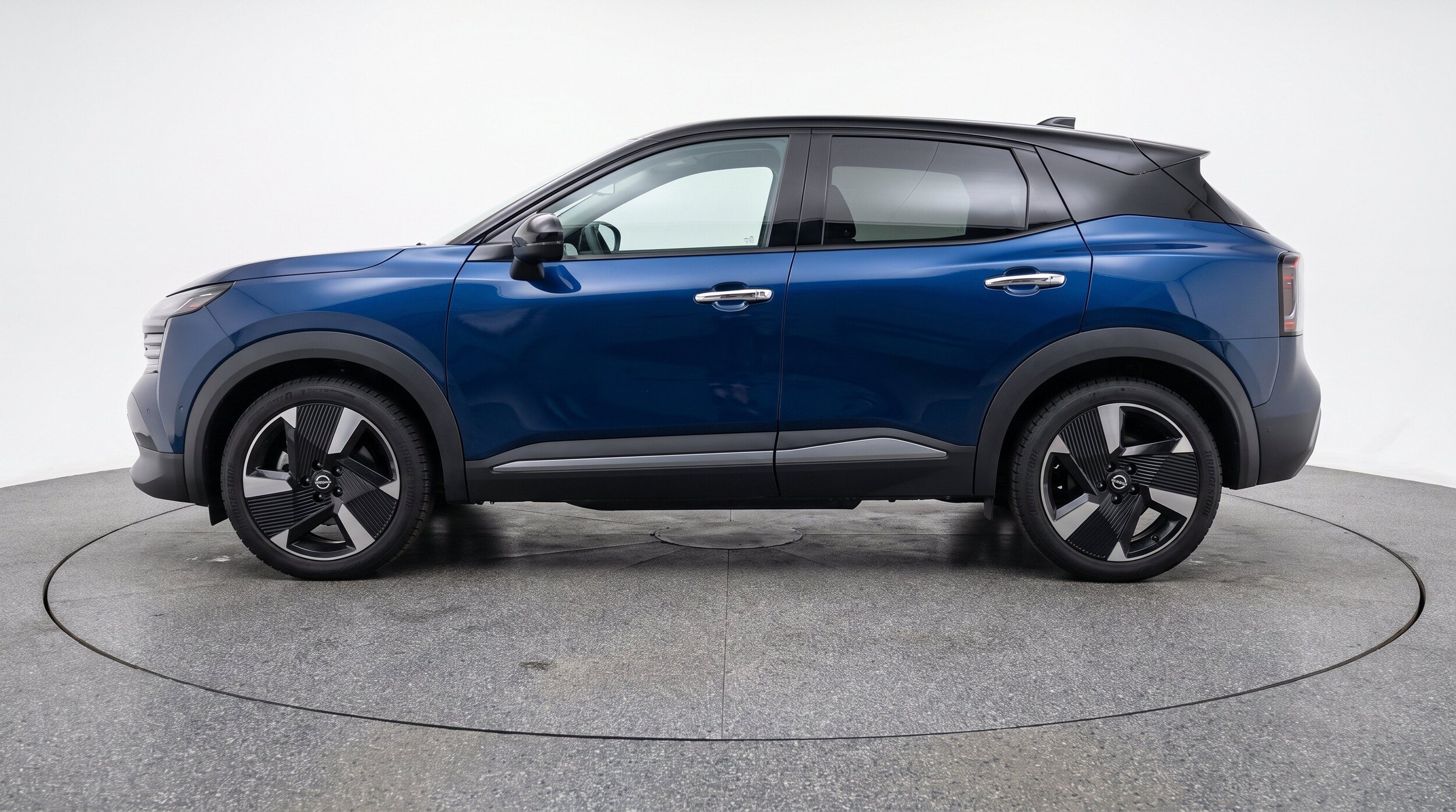 Thumbnail: 2026 Nissan Kicks - 5