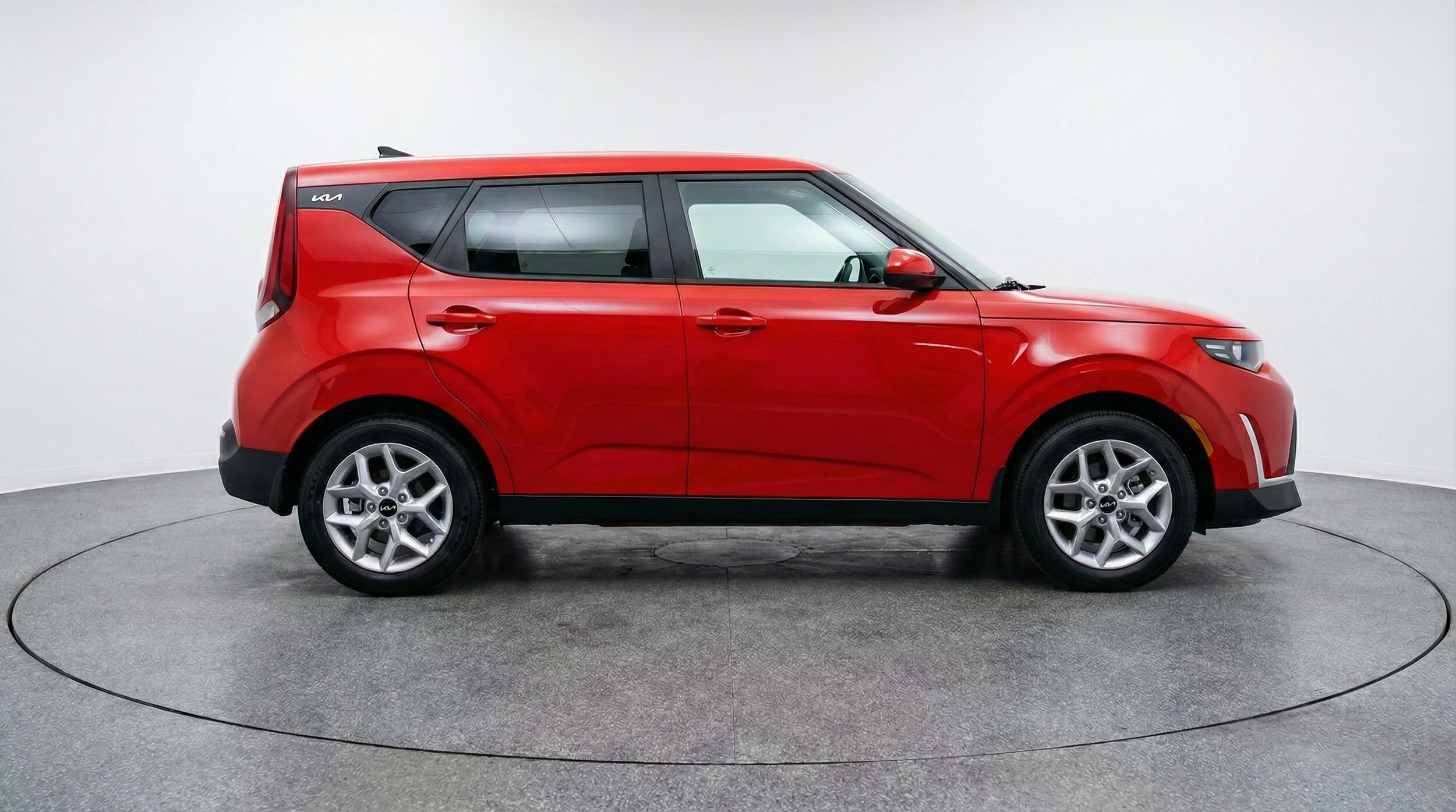 Thumbnail: 2025 Kia Soul - 8