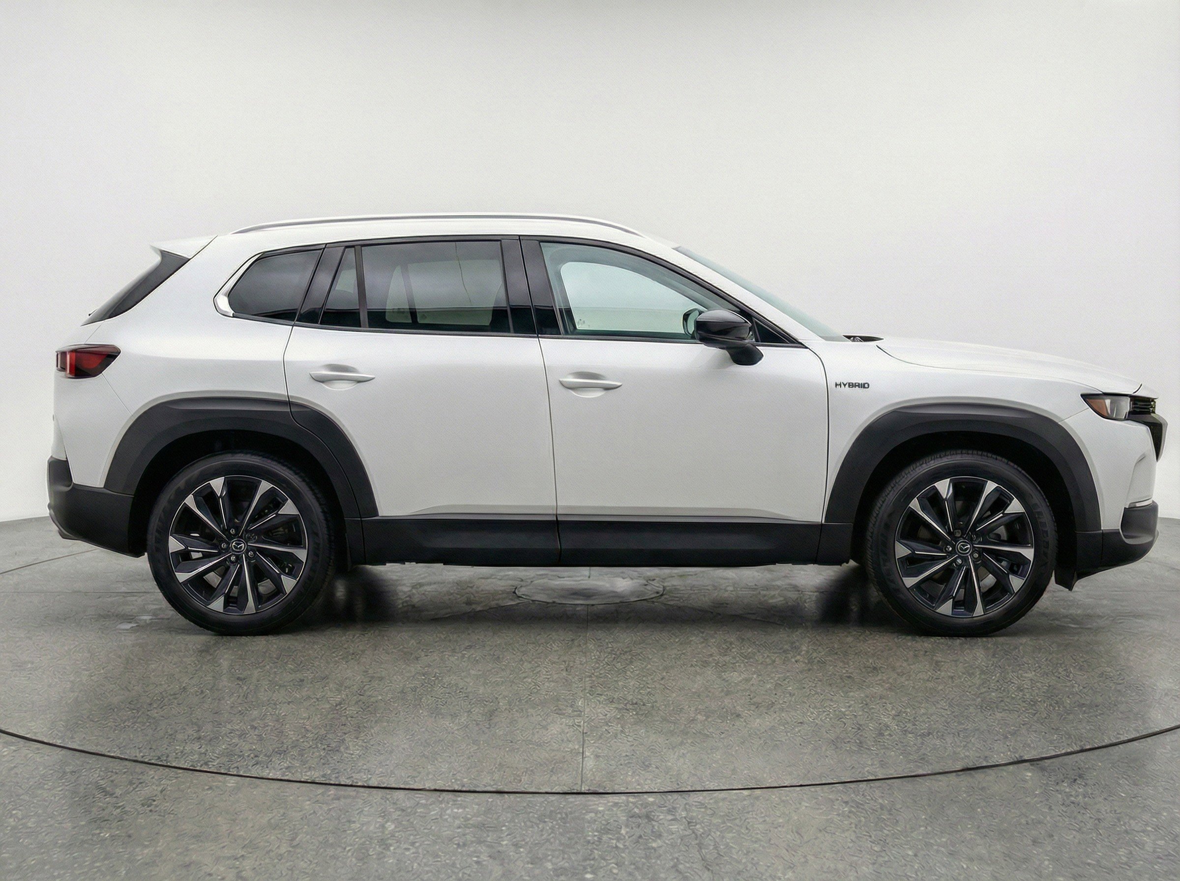 Thumbnail: 2025 Mazda CX-50 - 11