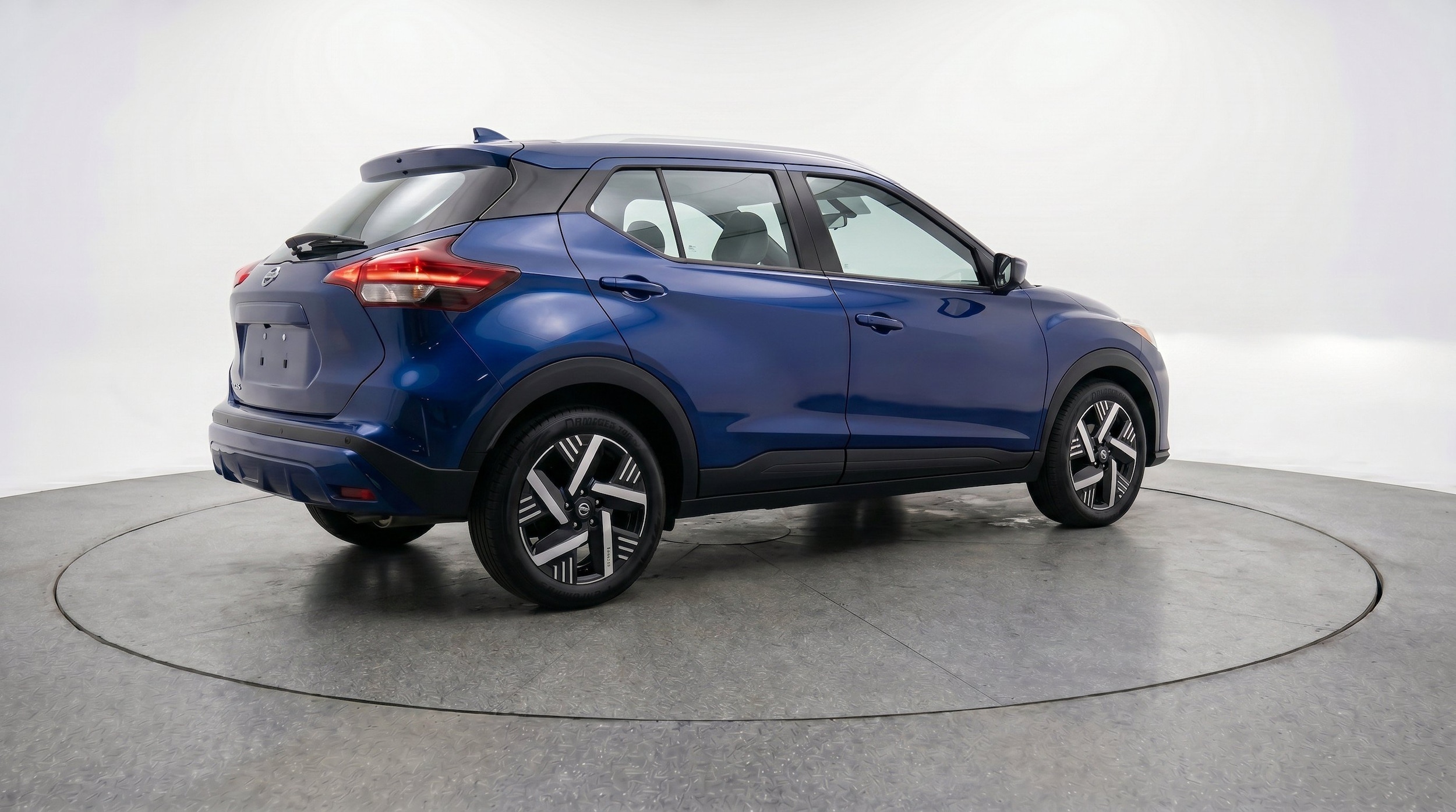 Thumbnail: 2026 Nissan Kicks - 9