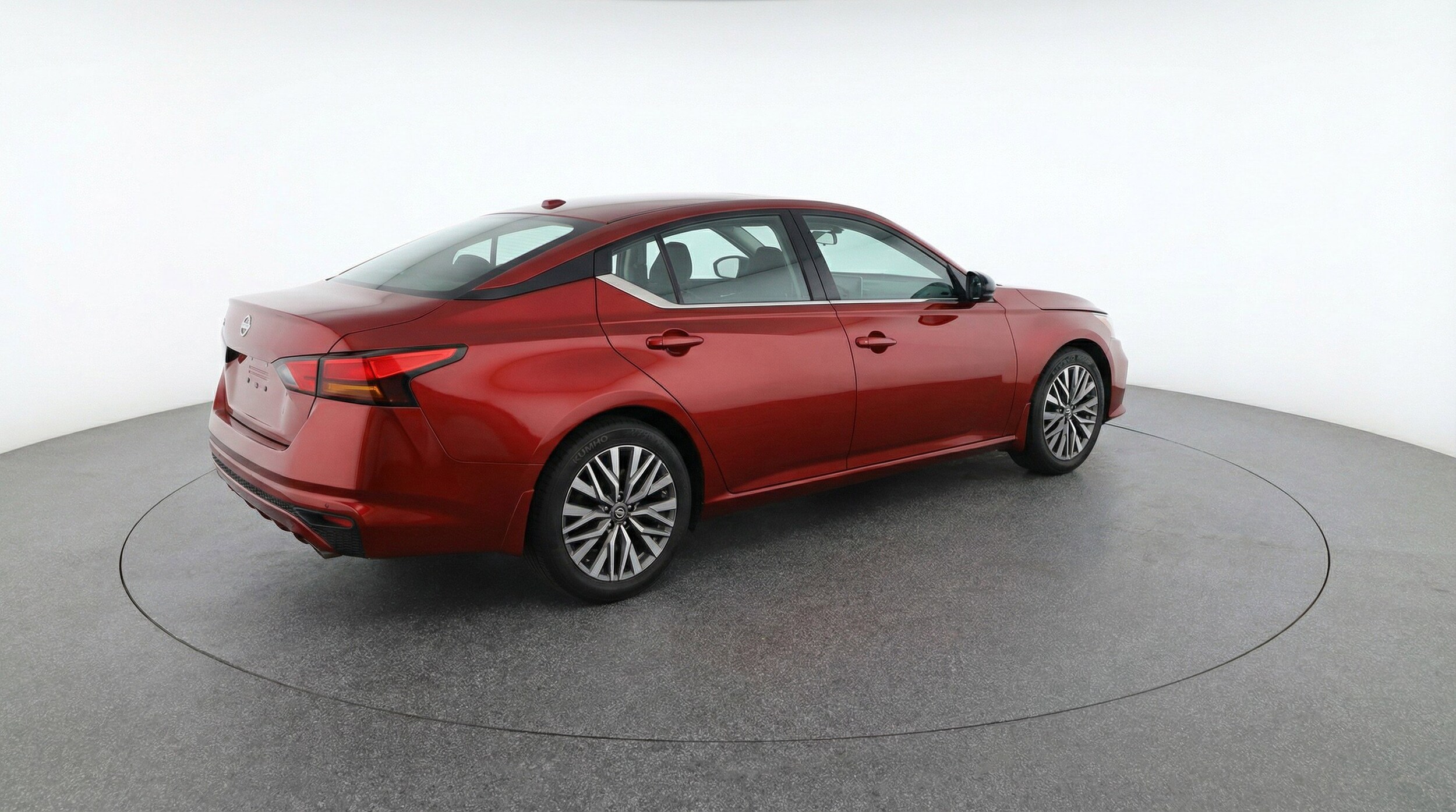 Thumbnail: 2025 Nissan Altima - 9
