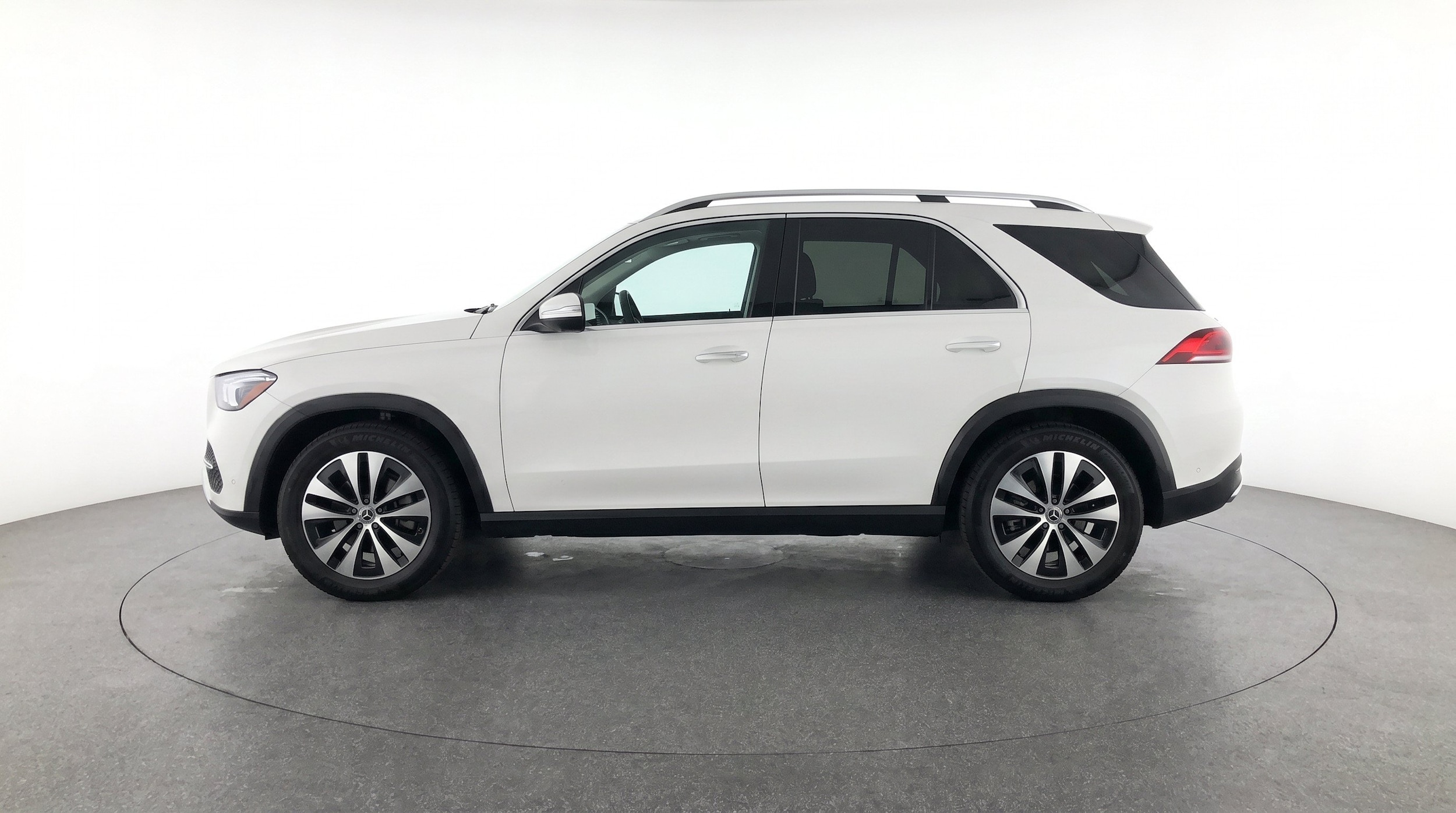 Thumbnail: 2026 Mercedes-Benz GLE - 5