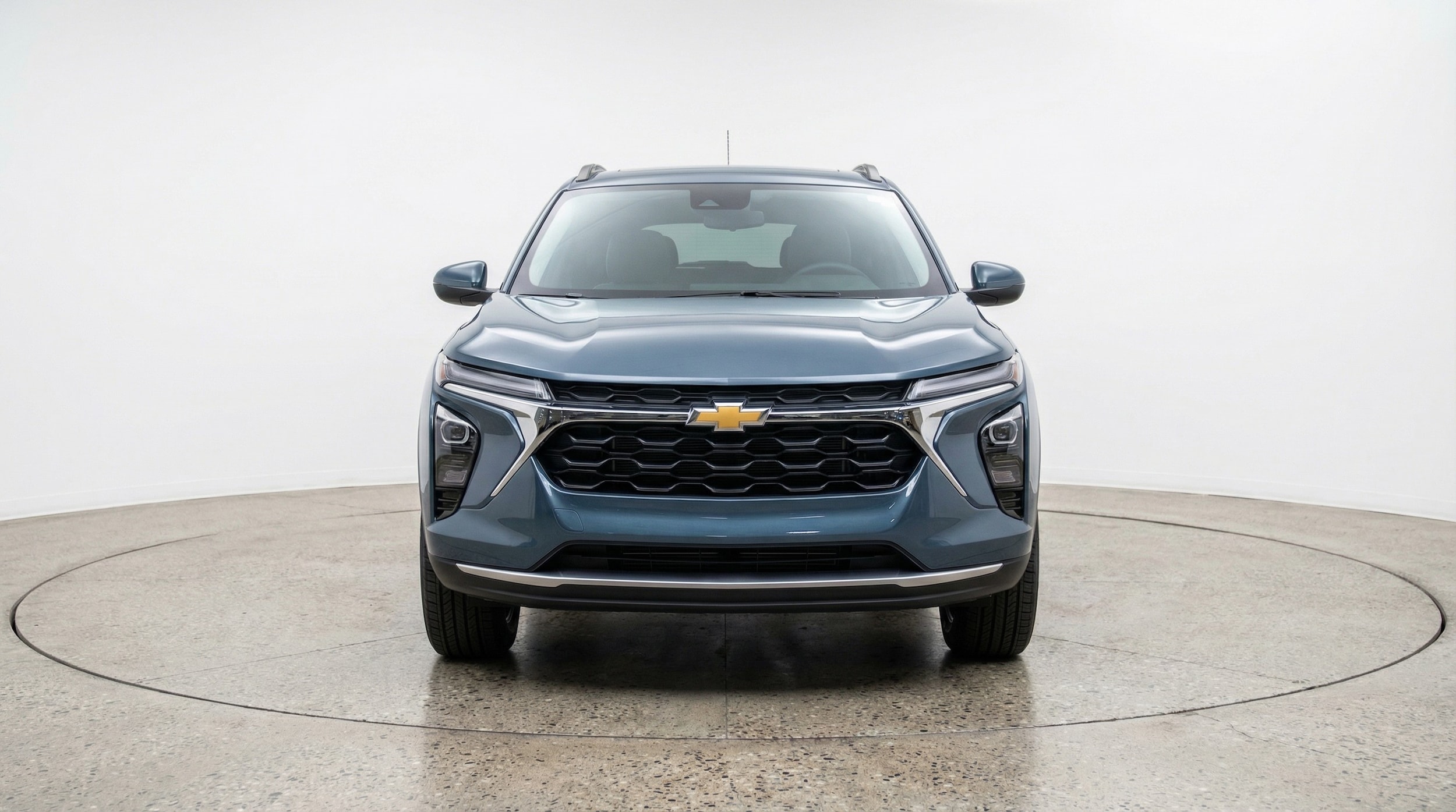 Thumbnail: 2025 Chevrolet Trax - 2