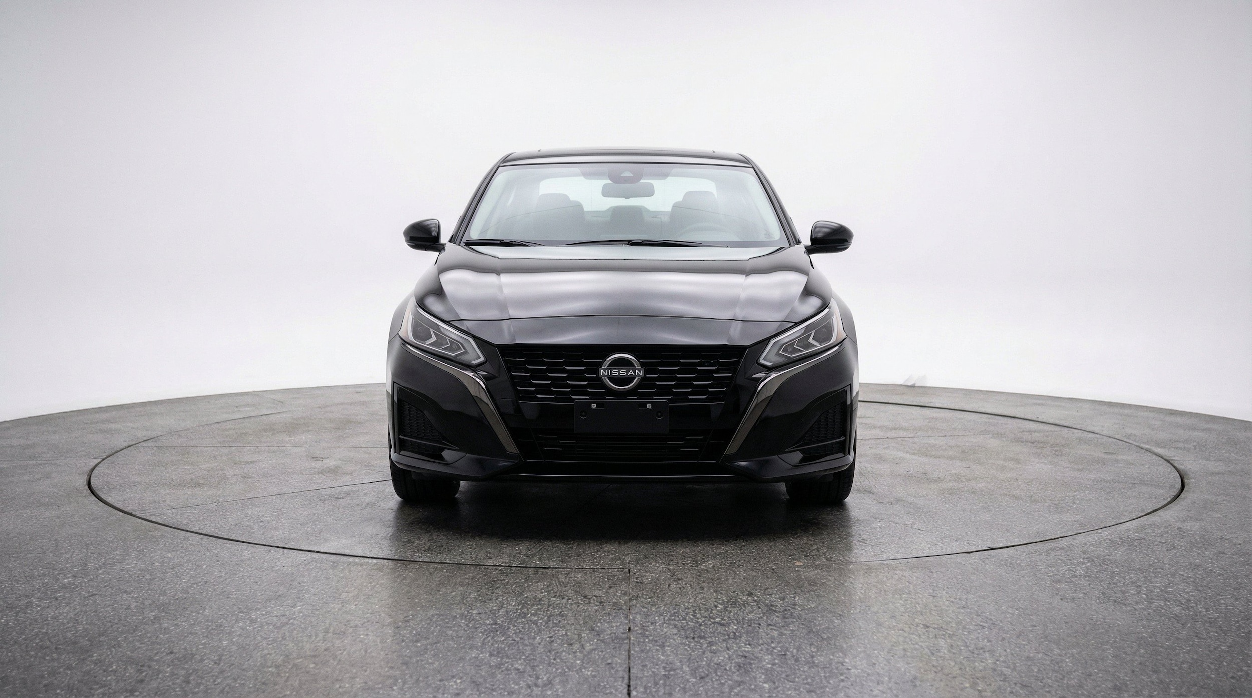 Thumbnail: 2025 Nissan Altima - 2