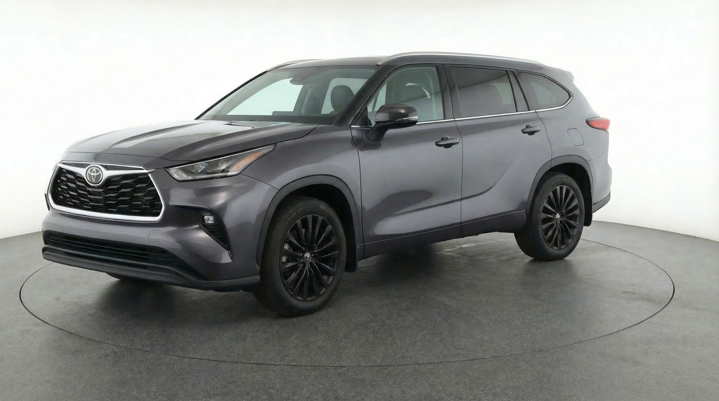 Thumbnail: 2025 Toyota Highlander - 3