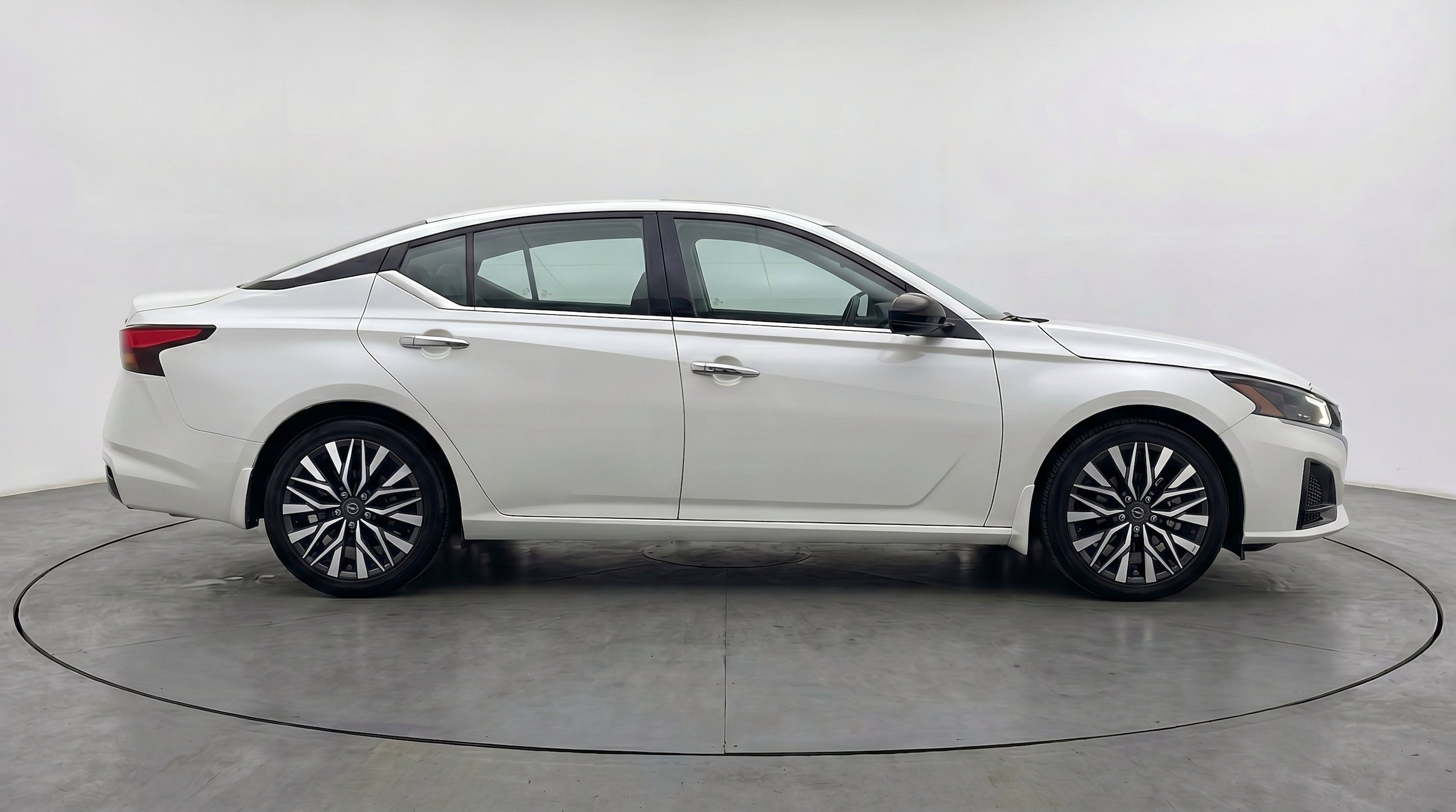 Thumbnail: 2025 Nissan Altima - 11