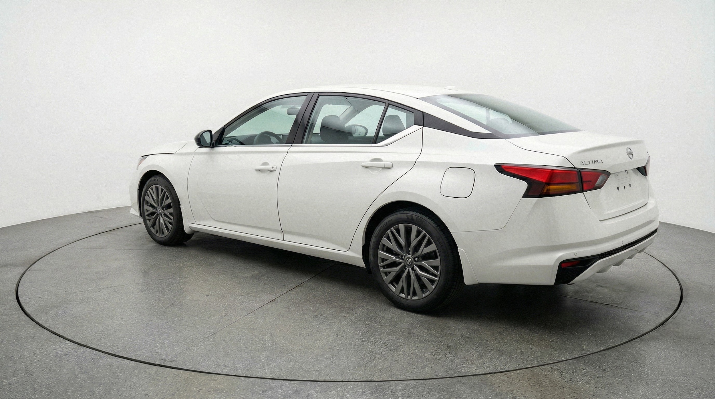 Thumbnail: 2025 Nissan Altima - 6