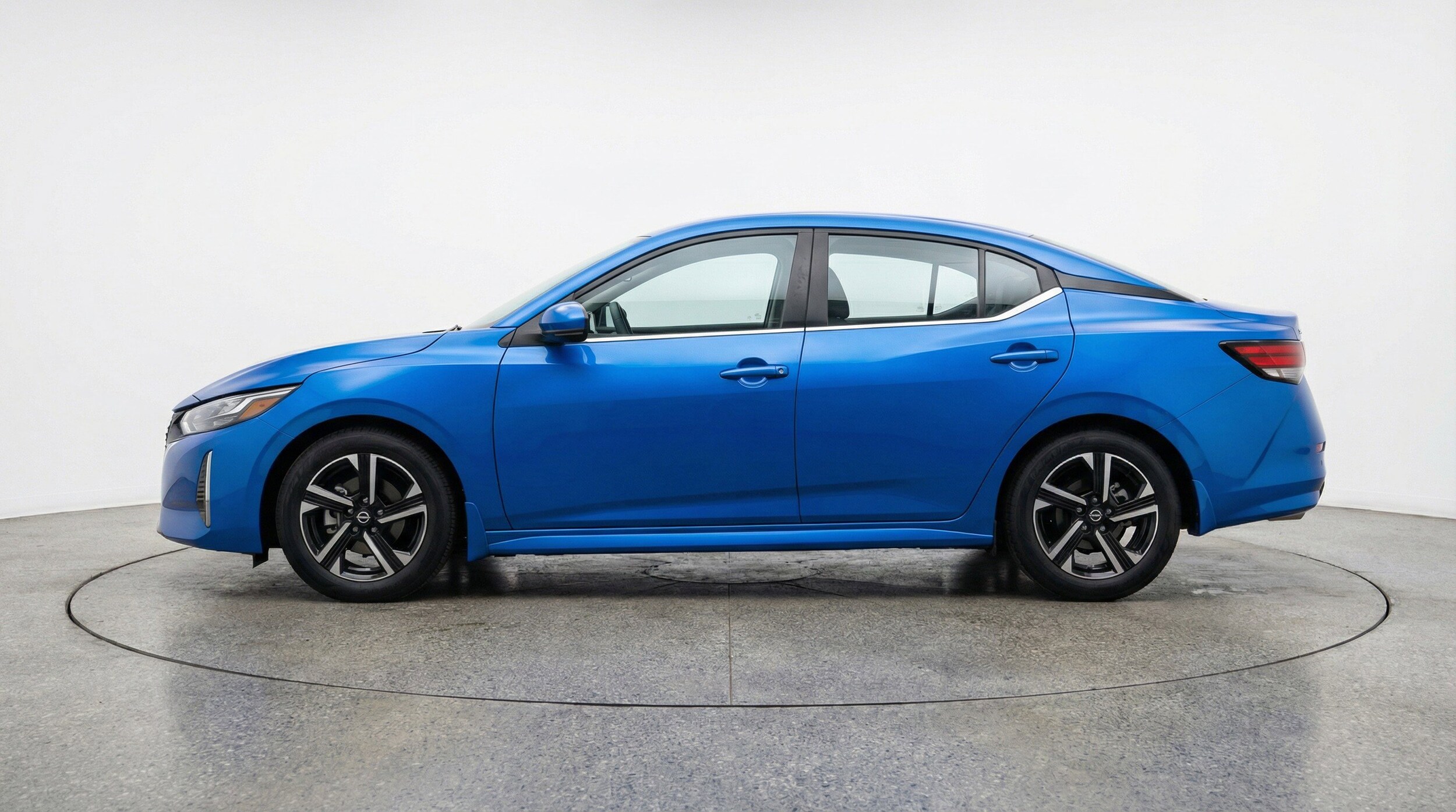 Thumbnail: 2025 Nissan Sentra - 5