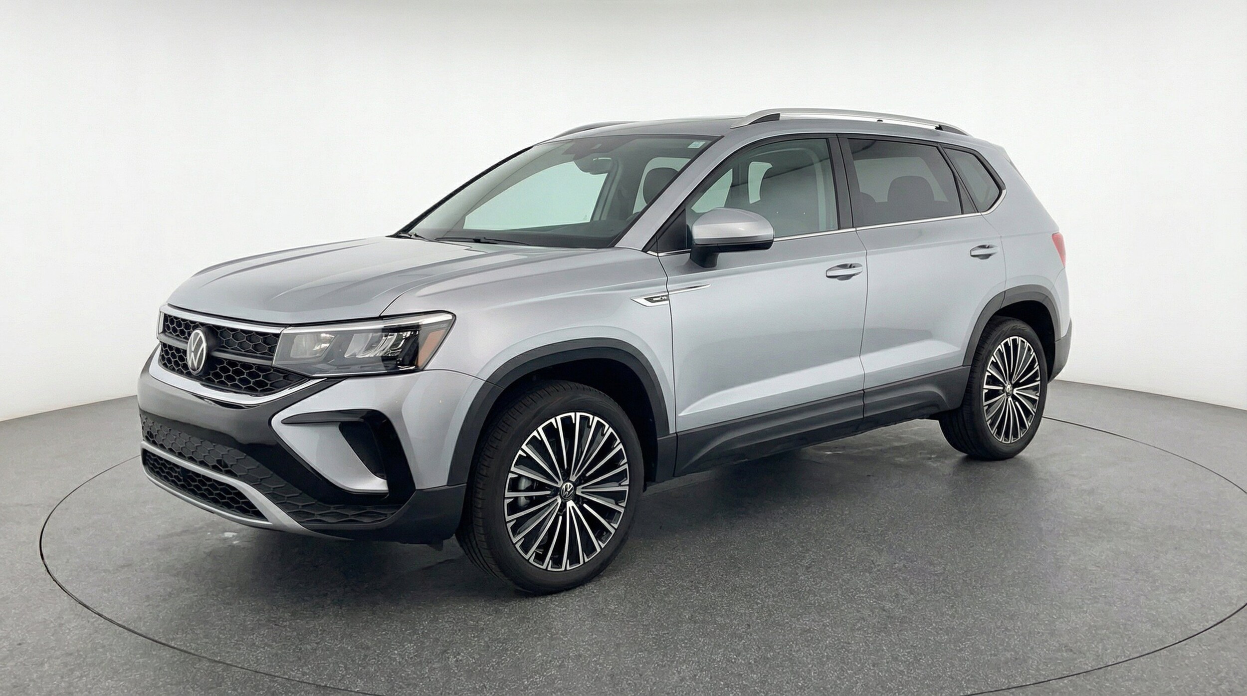 Thumbnail: 2026 Volkswagen Taos - 3