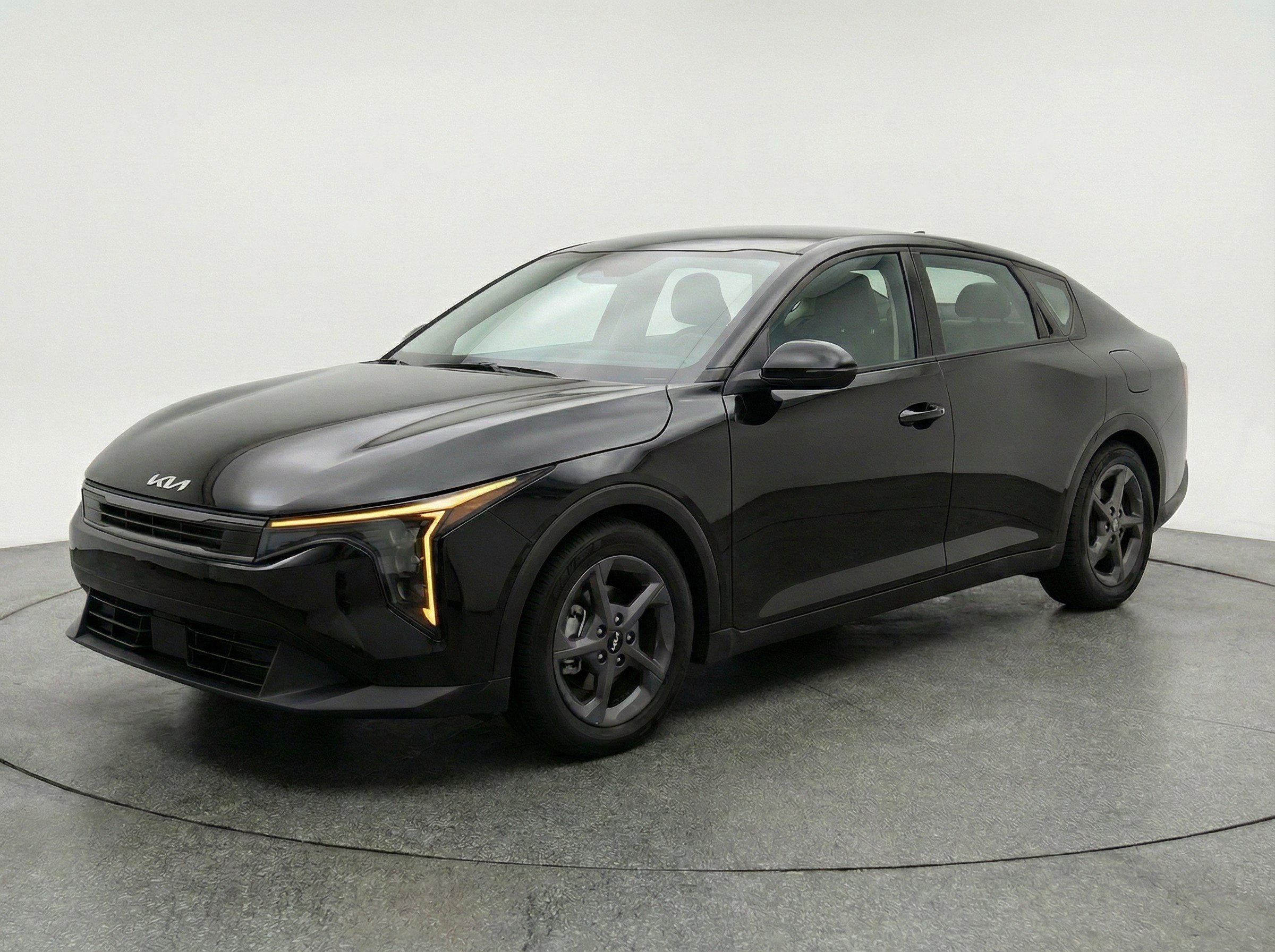 Thumbnail: 2025 Kia K4 - 3