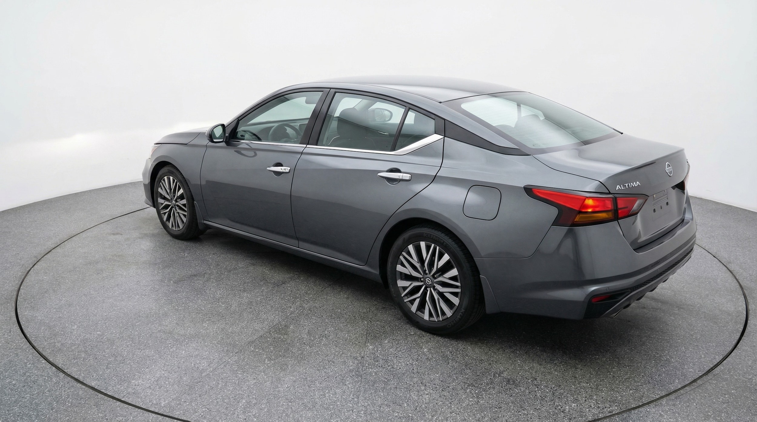 Thumbnail: 2025 Nissan Altima - 5