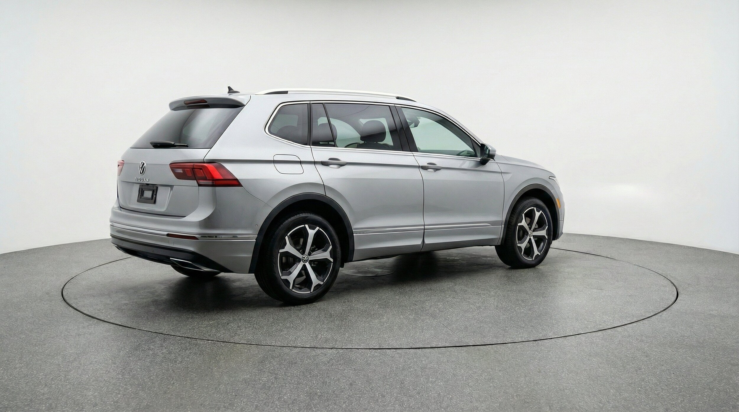 Thumbnail: 2026 Volkswagen Tiguan - 9