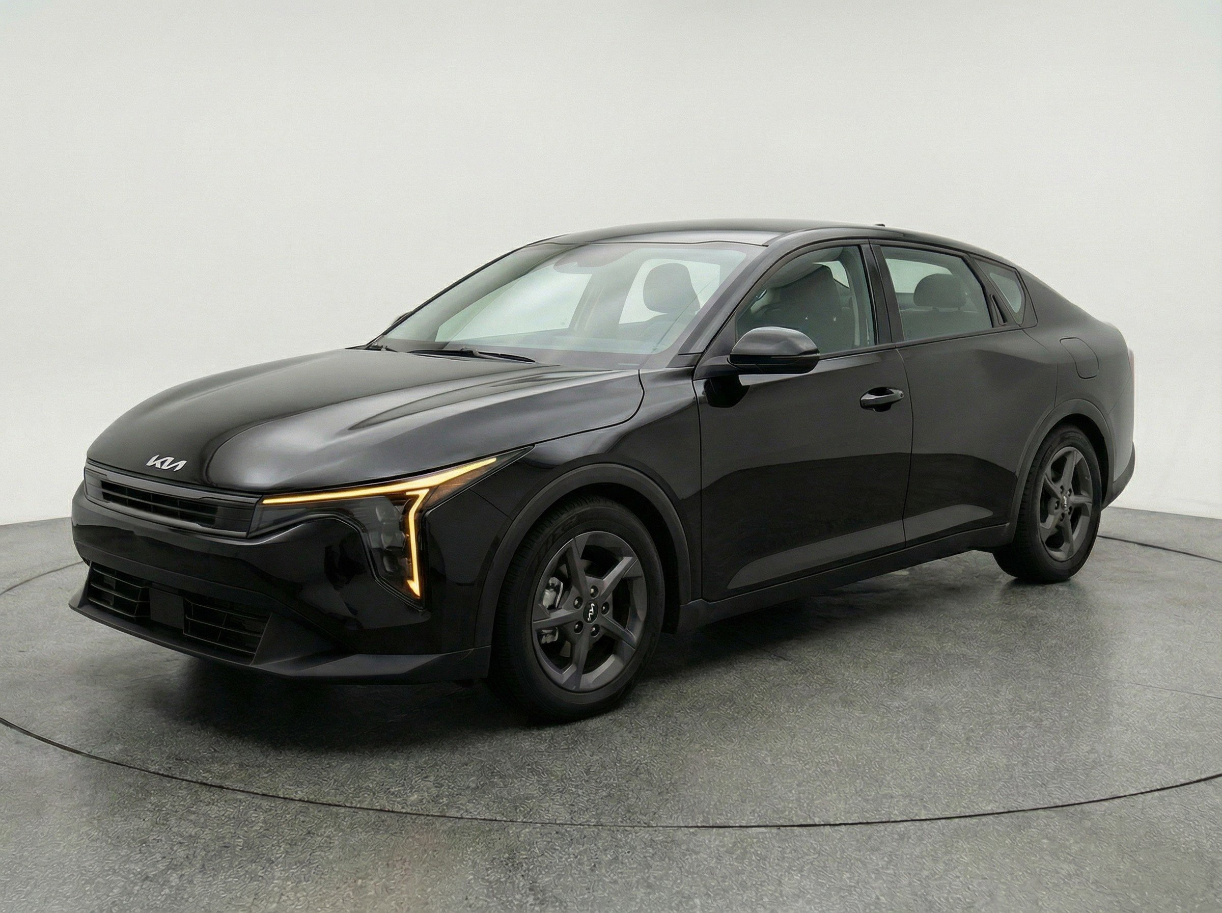 Thumbnail: 2025 Kia K4 - 3