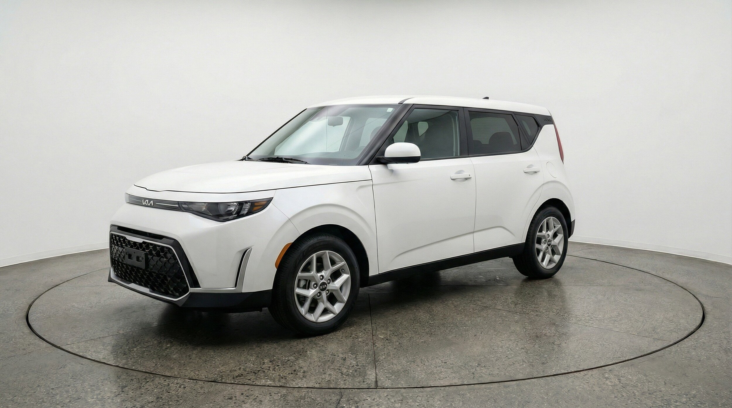 Thumbnail: 2025 Kia Soul - 3