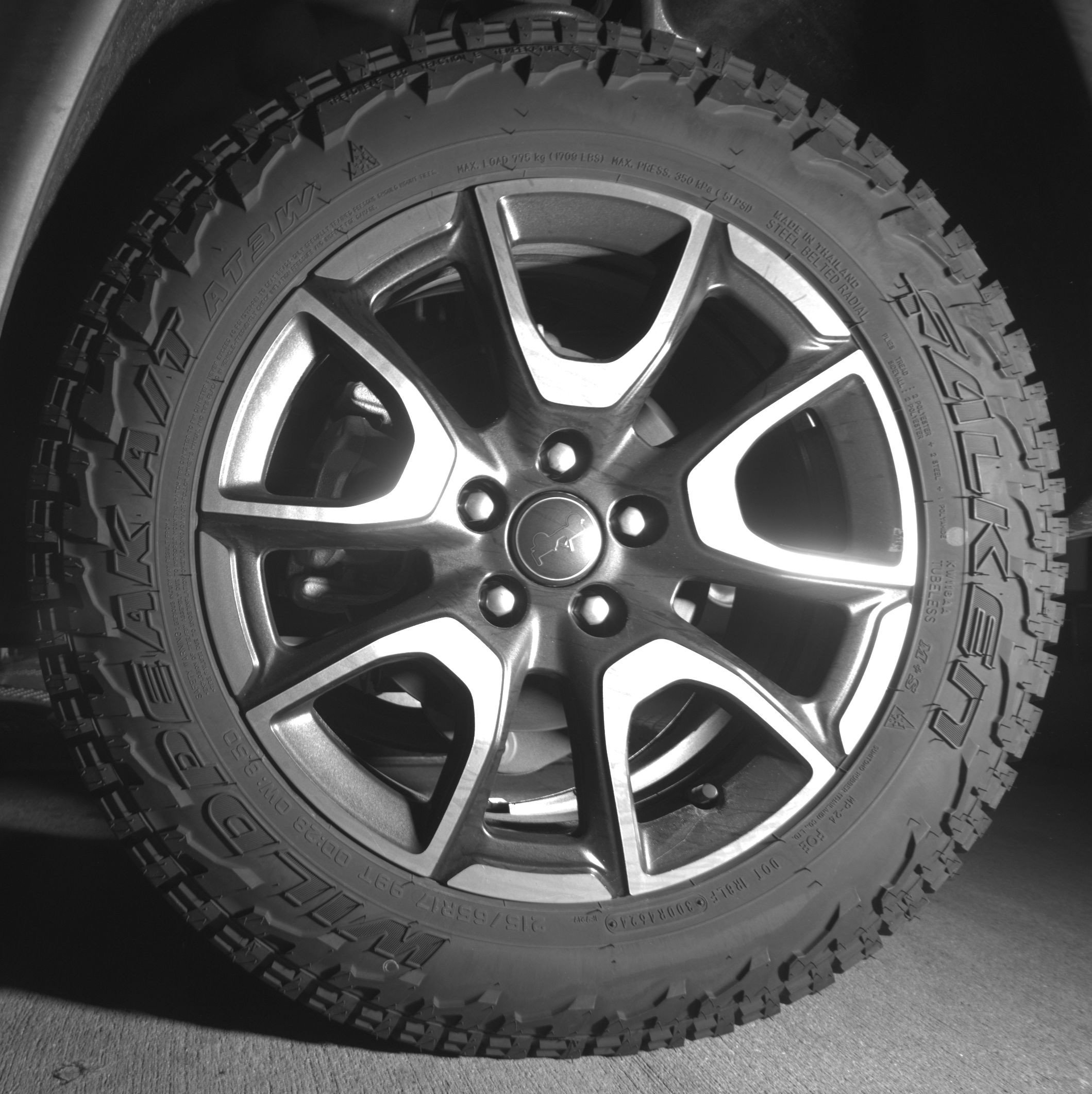 Thumbnail: 2025 Jeep Compass - 14