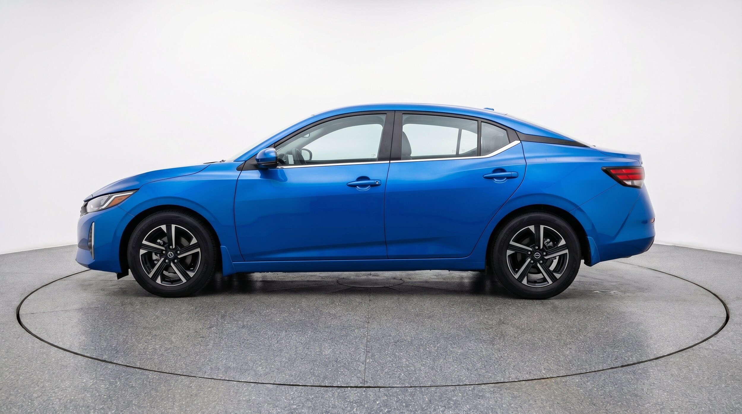 Thumbnail: 2025 Nissan Sentra - 5