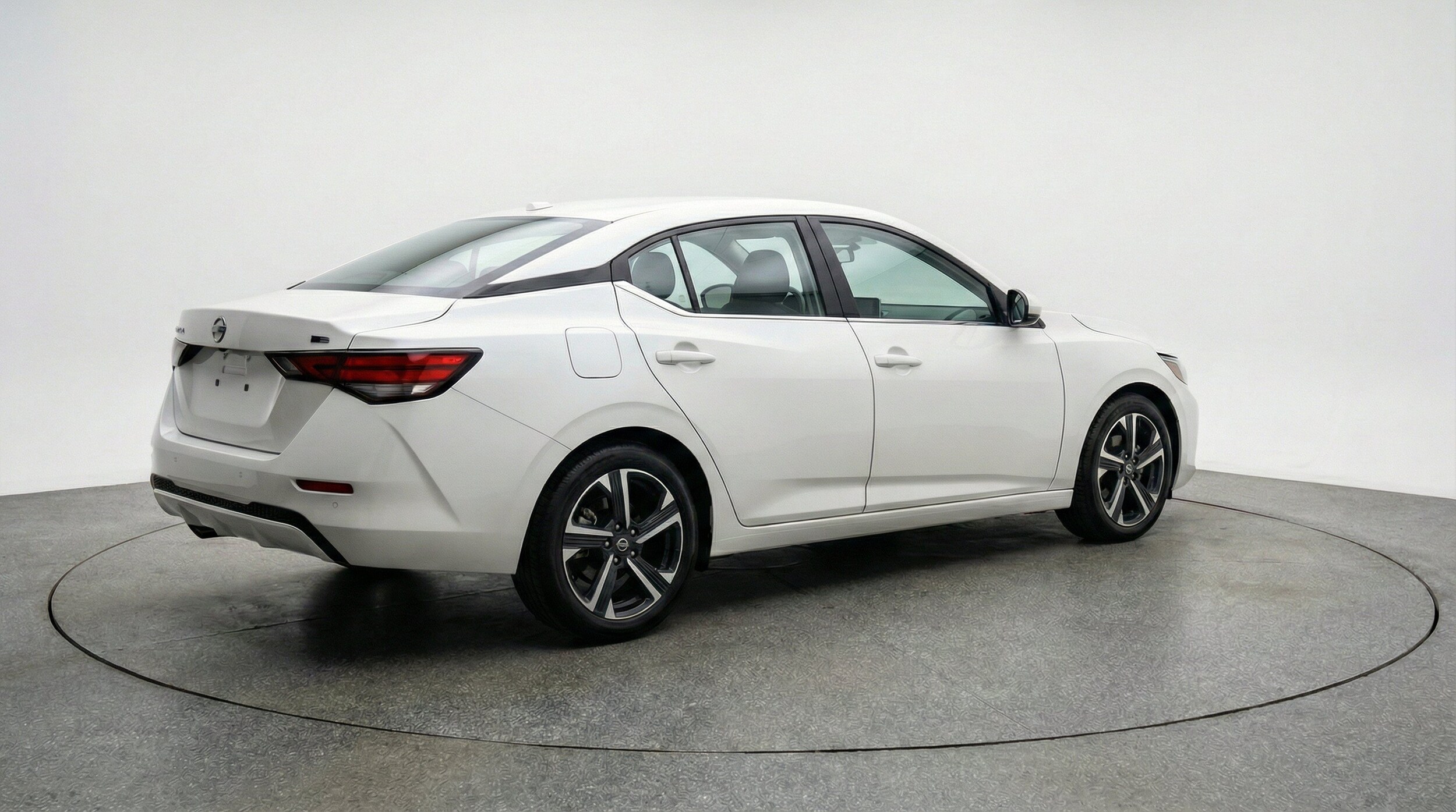 Thumbnail: 2025 Nissan Sentra - 9