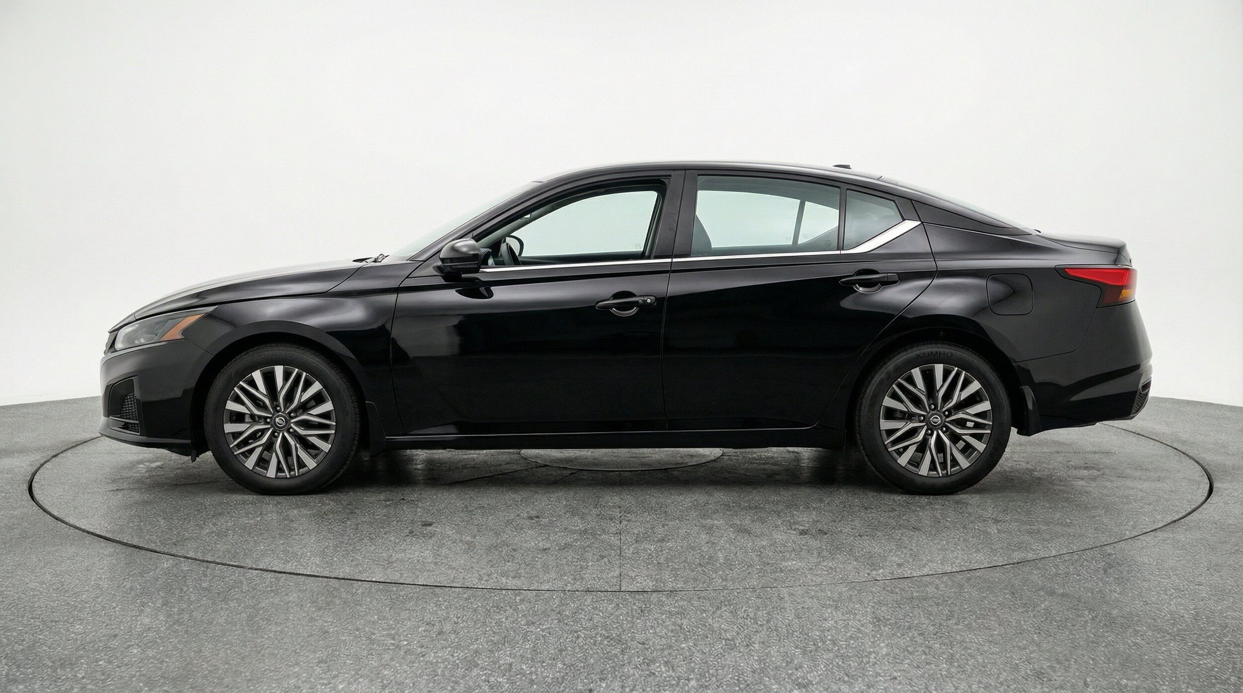 Thumbnail: 2026 Nissan Altima - 5