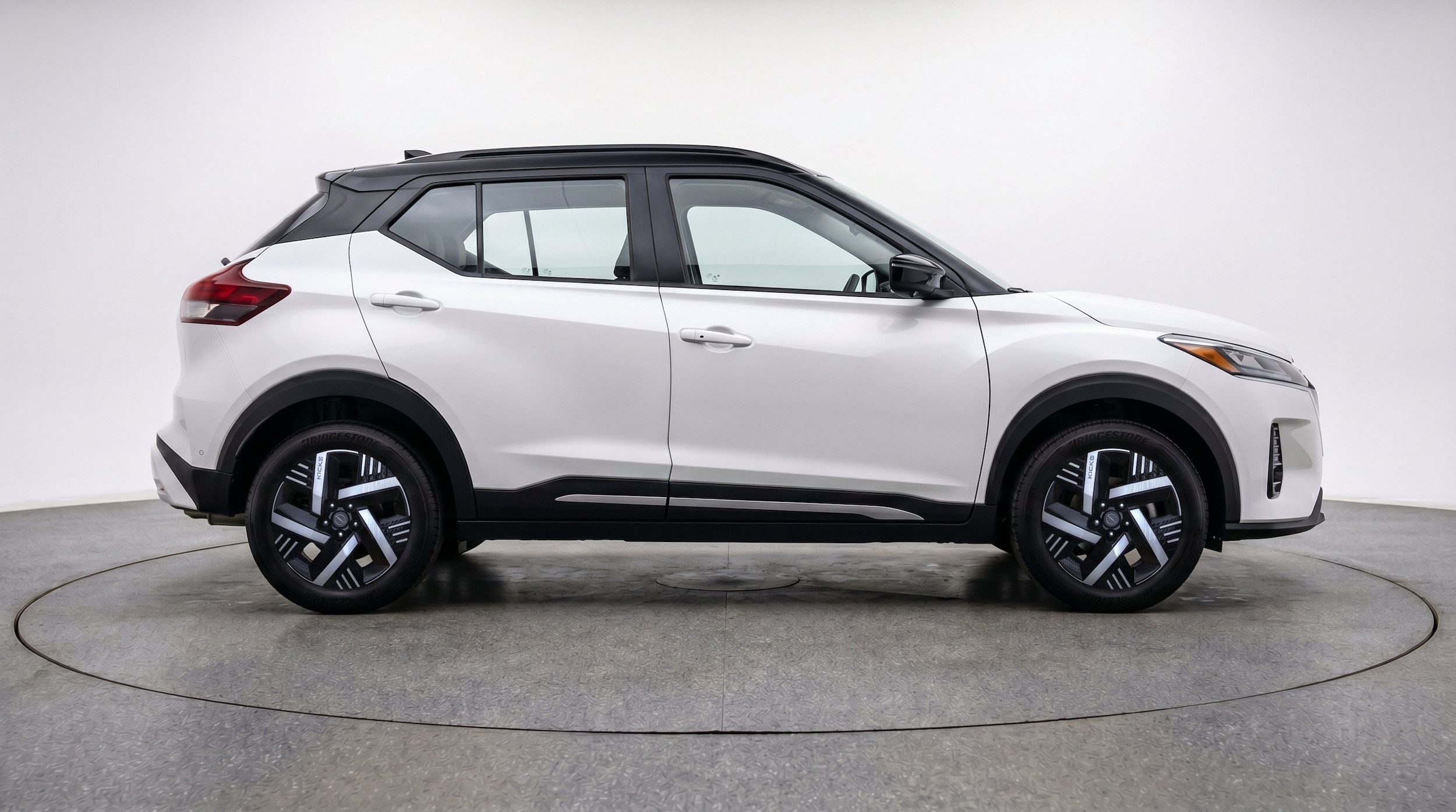 Thumbnail: 2026 Nissan Kicks - 11