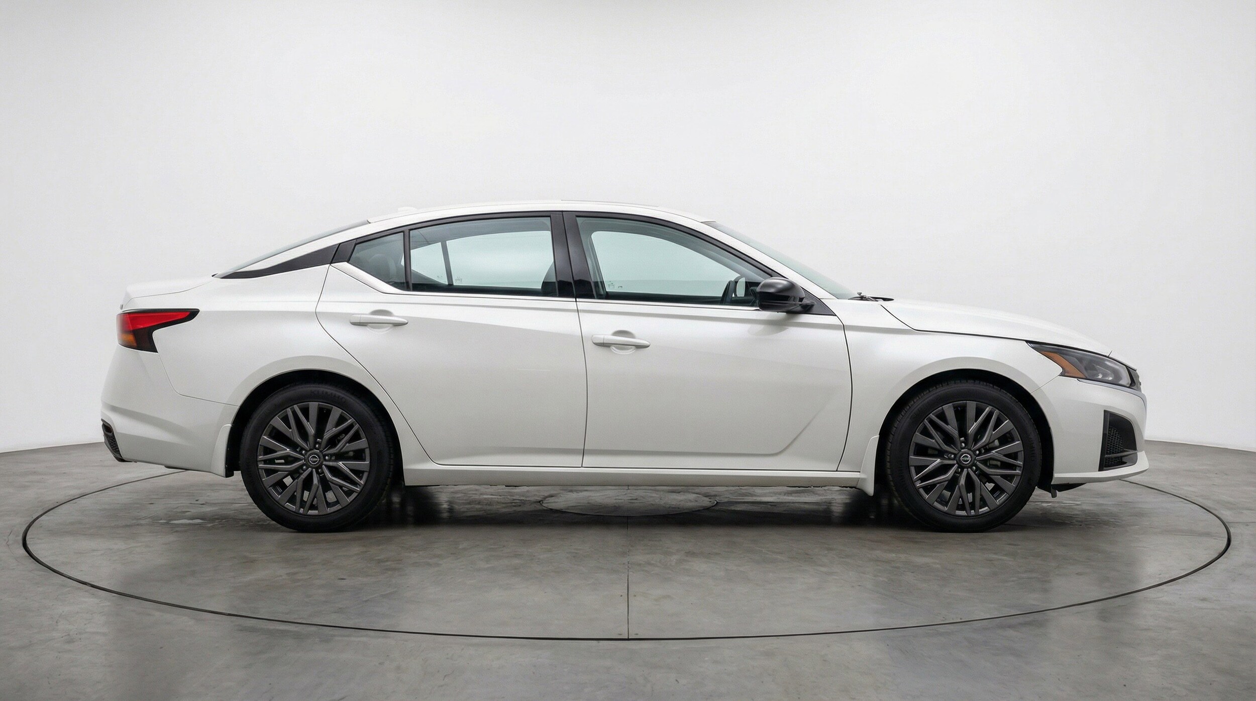 Thumbnail: 2025 Nissan Altima - 11
