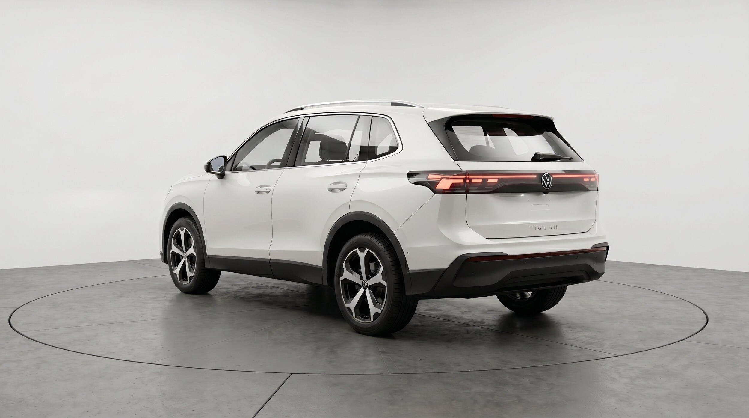 Thumbnail: 2026 Volkswagen Tiguan - 6