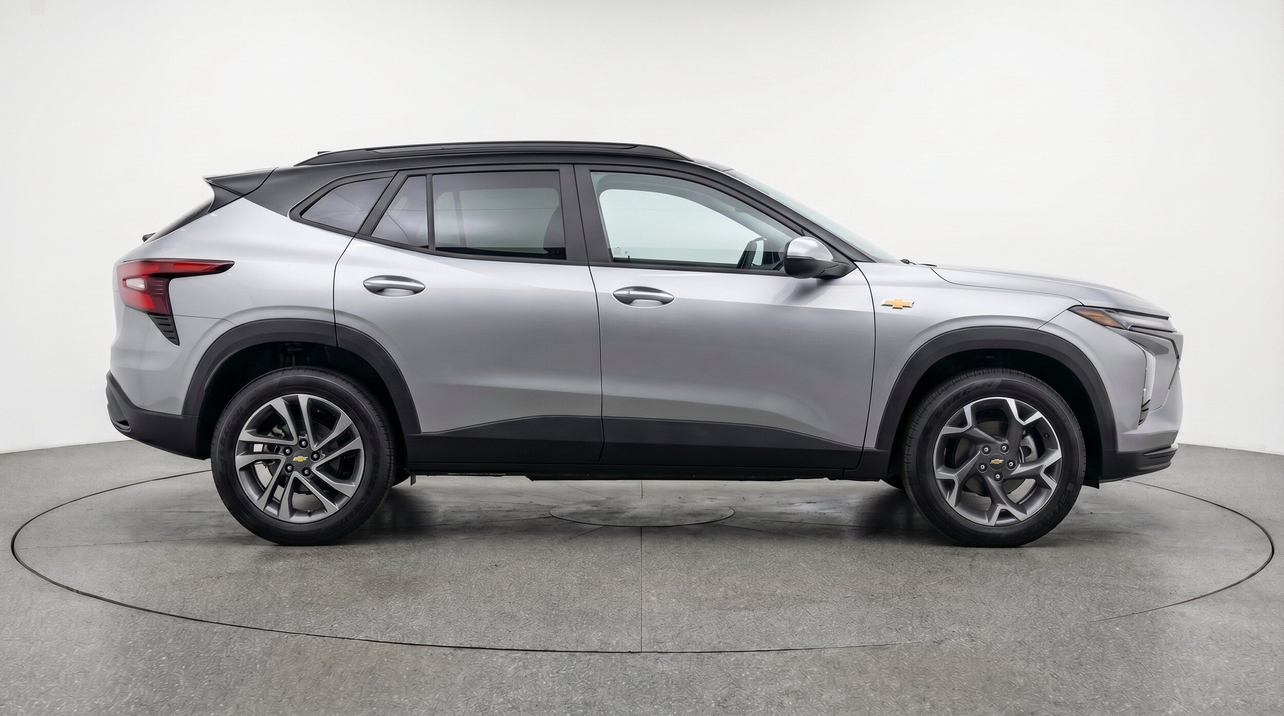 Thumbnail: 2025 Chevrolet Trax - 11