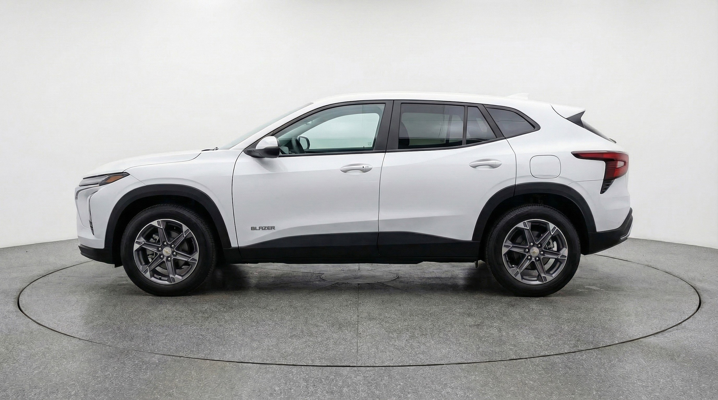 Thumbnail: 2025 Chevrolet Blazer - 5