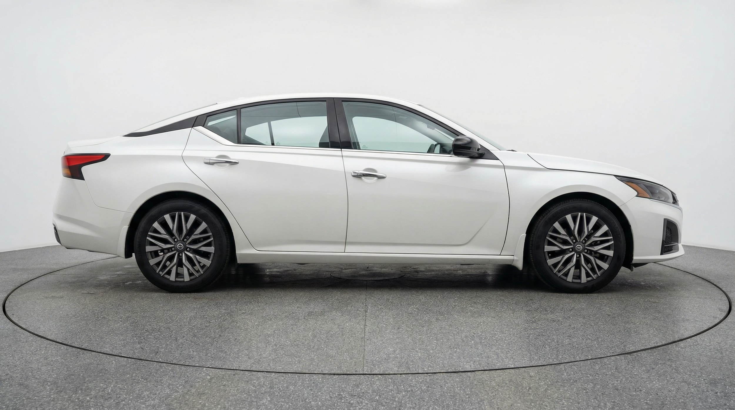 Thumbnail: 2025 Nissan Altima - 8