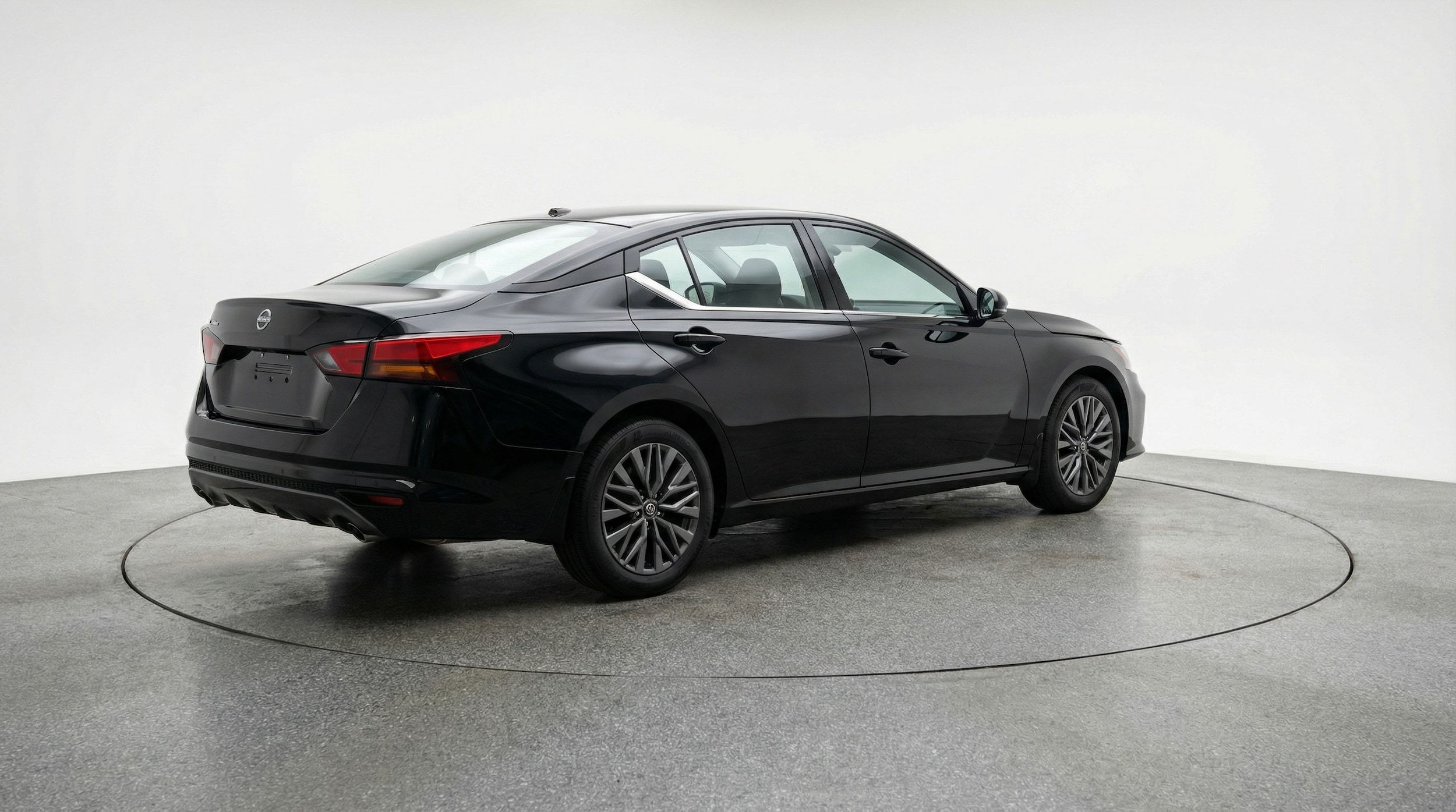 Thumbnail: 2025 Nissan Altima - 7