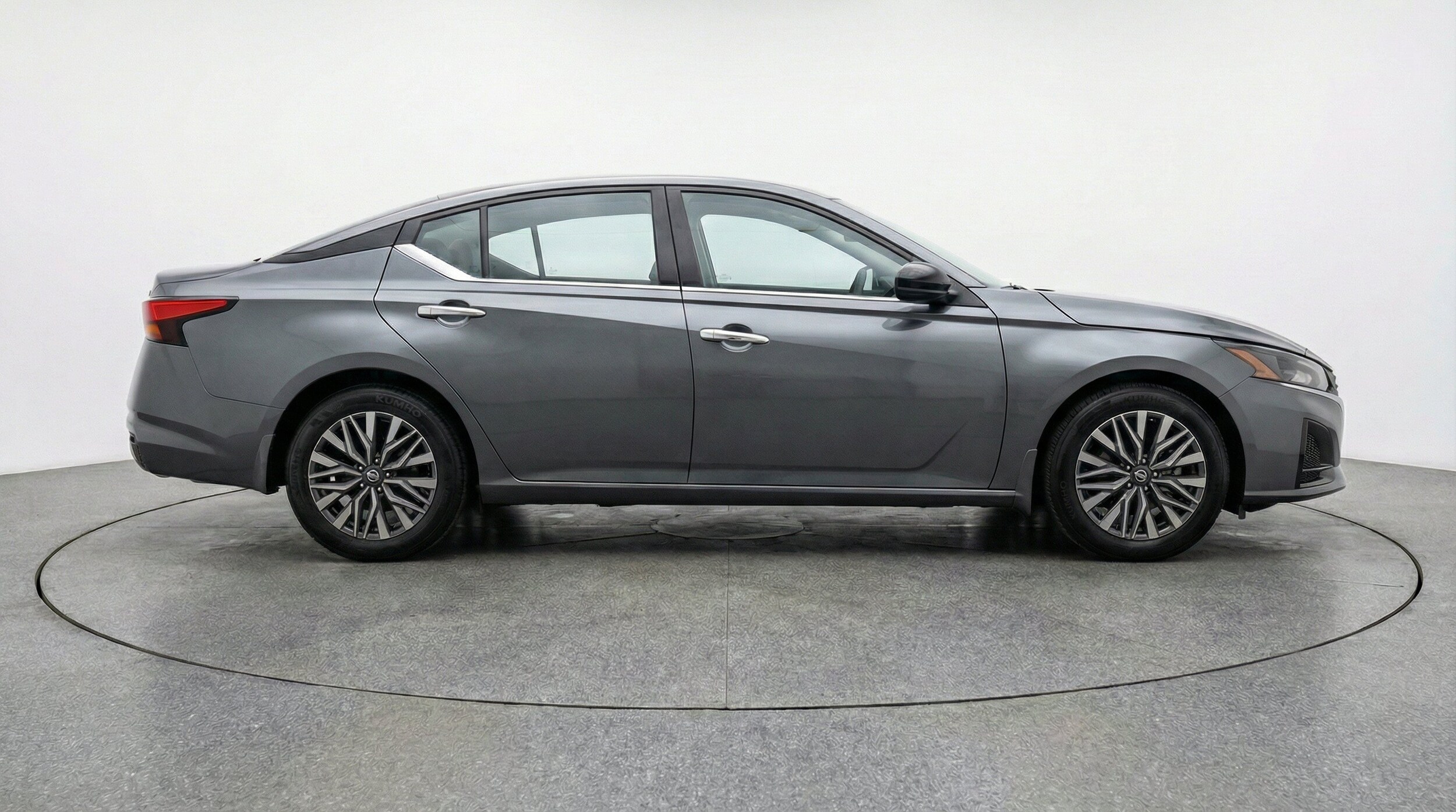 Thumbnail: 2025 Nissan Altima - 11