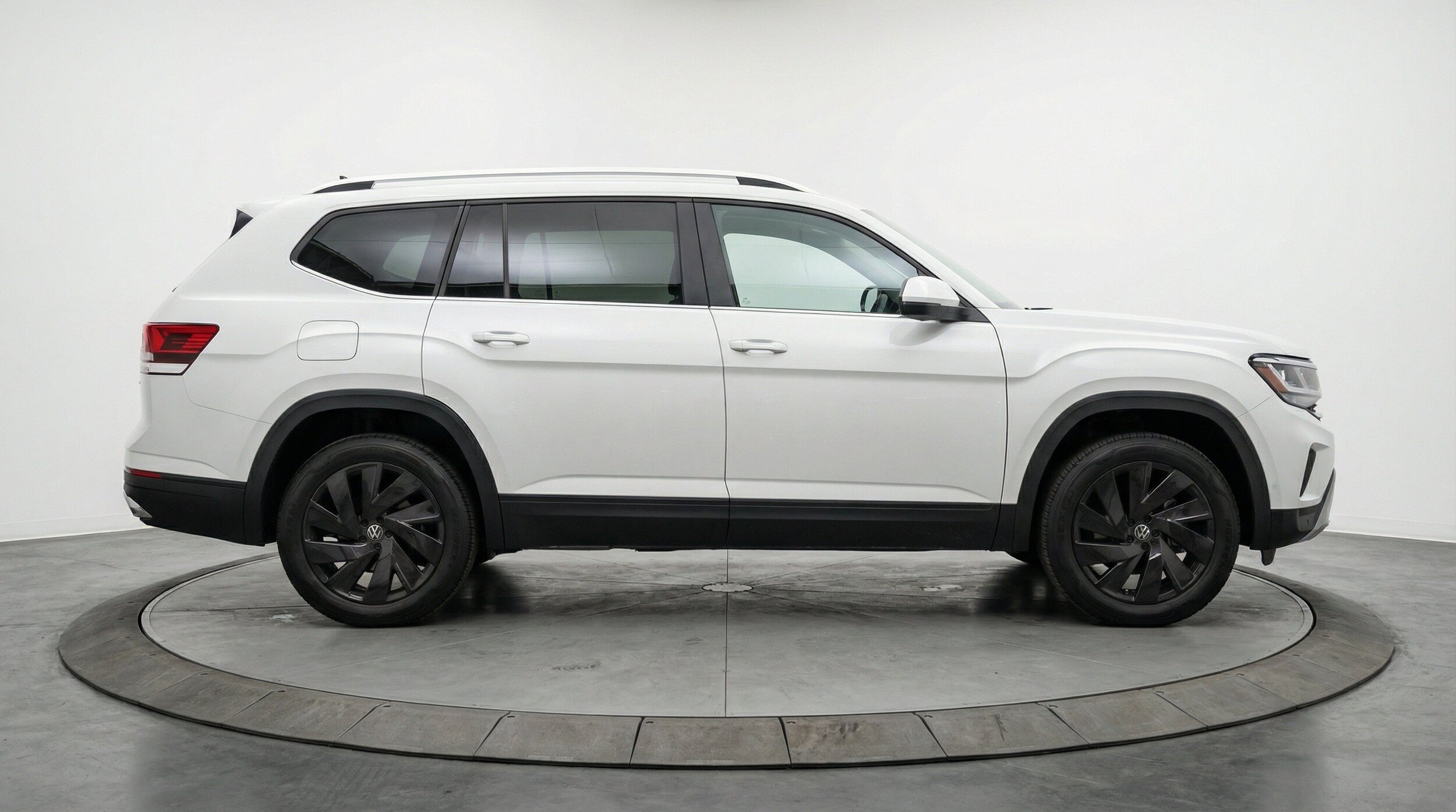 Thumbnail: 2026 Volkswagen Atlas - 11