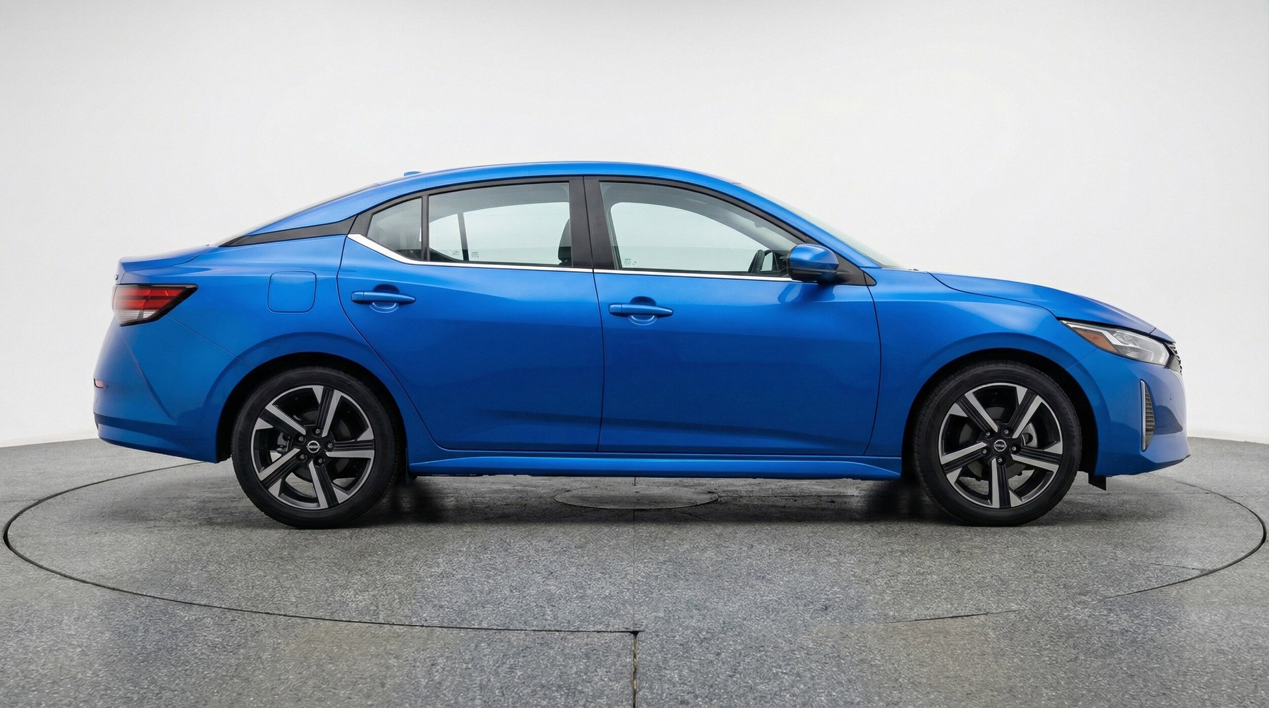 Thumbnail: 2025 Nissan Sentra - 11