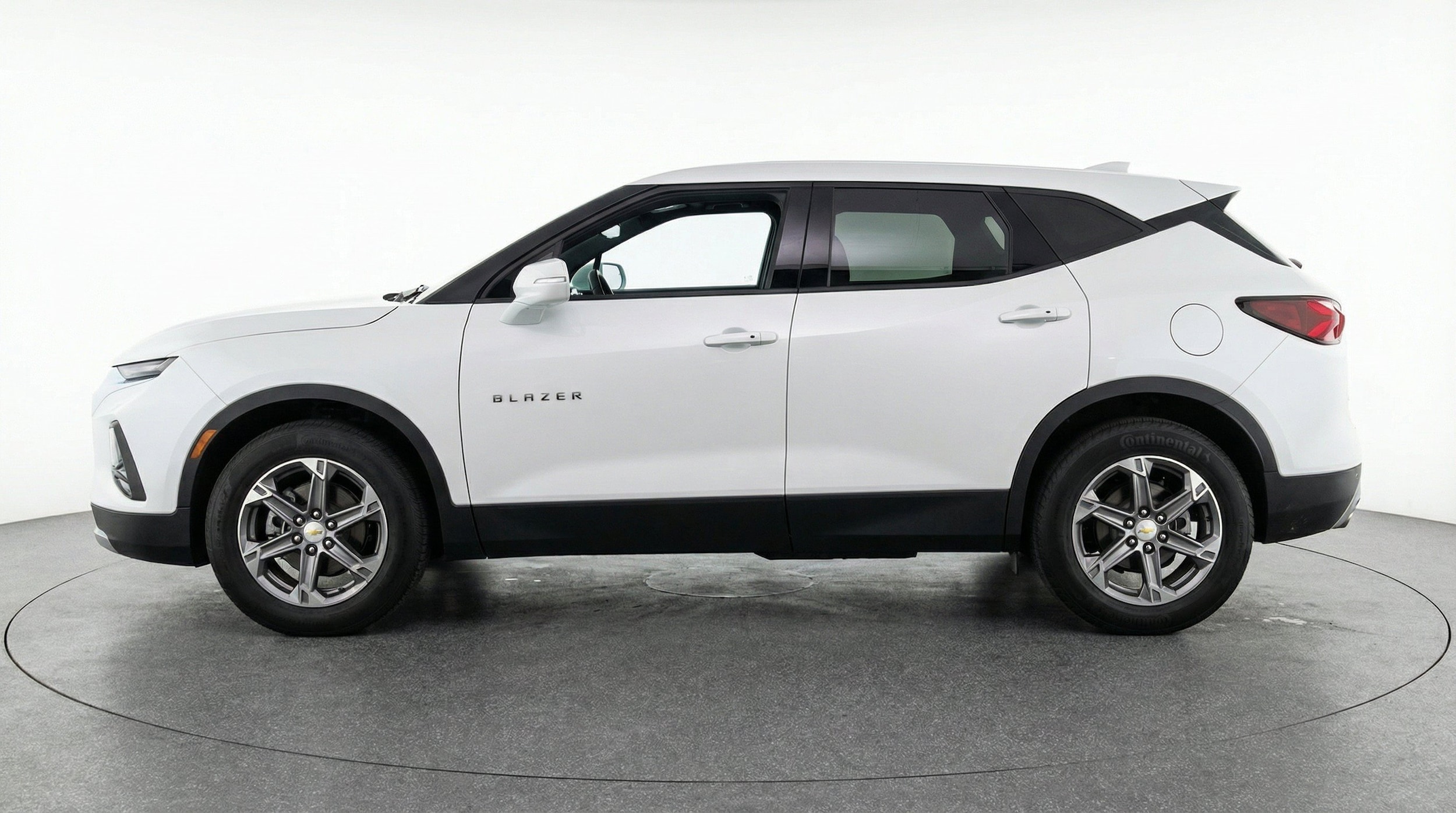 Thumbnail: 2025 Chevrolet Blazer - 5