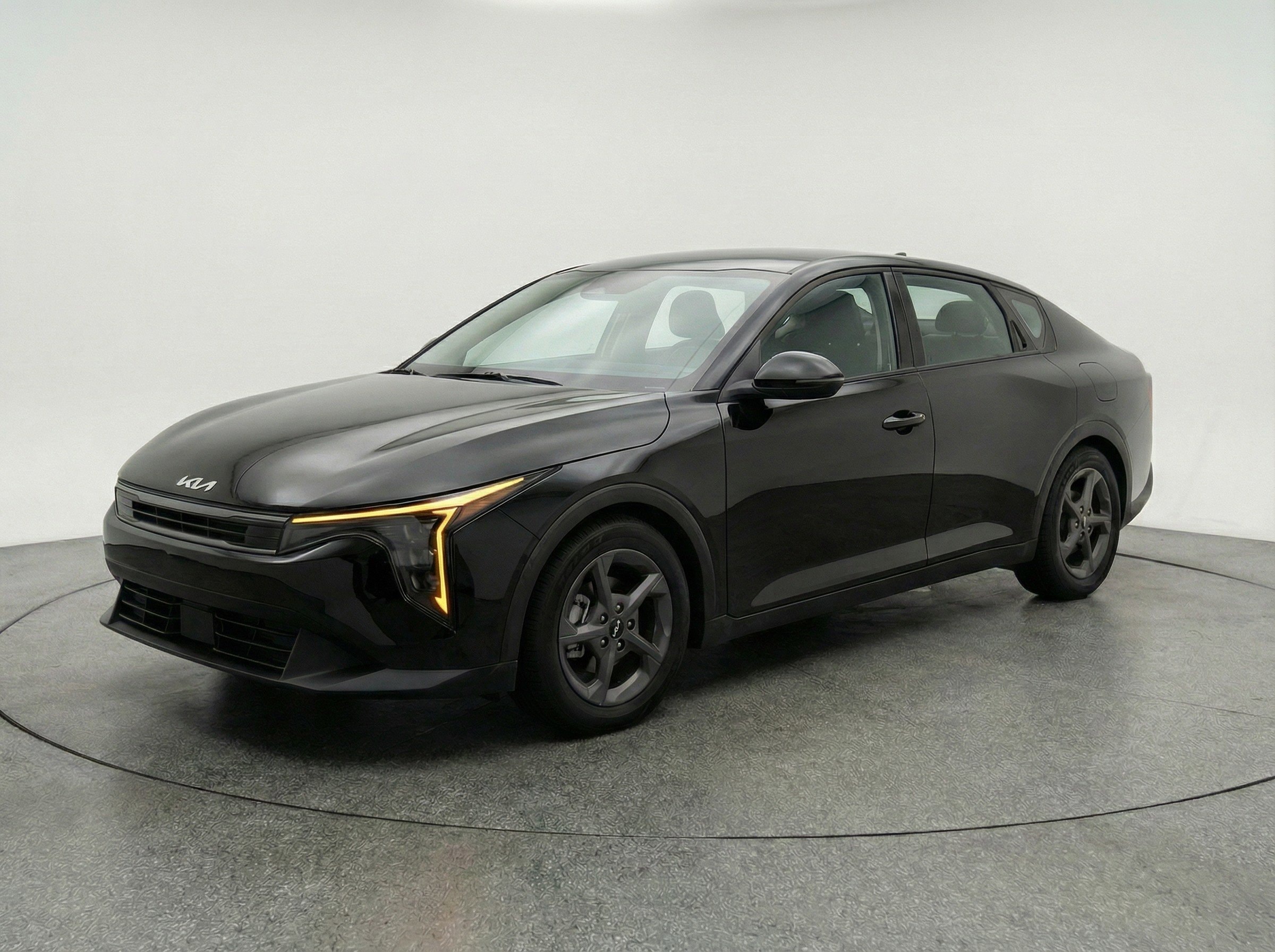 Thumbnail: 2025 Kia K4 - 3