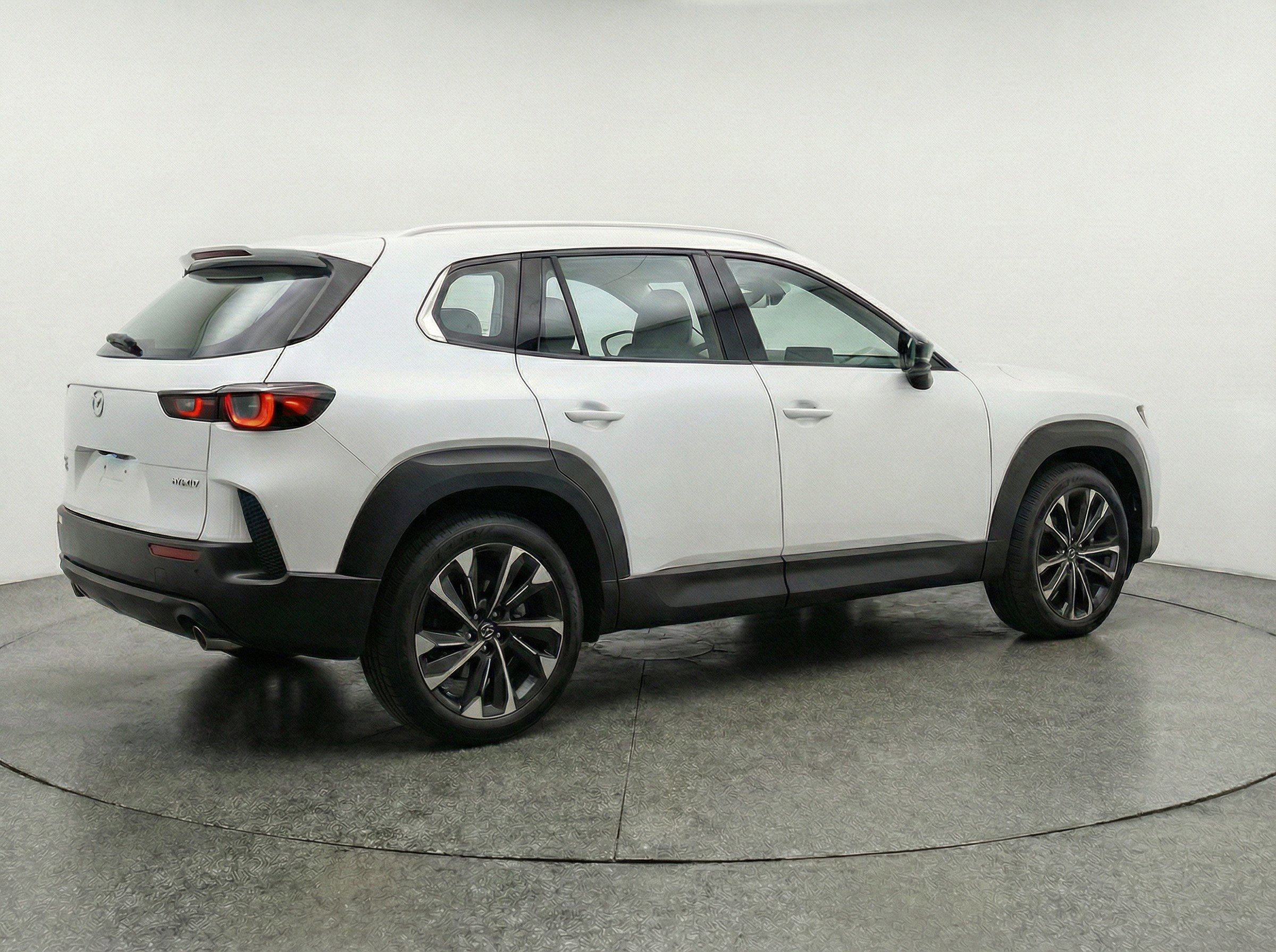Thumbnail: 2025 Mazda CX-50 - 9
