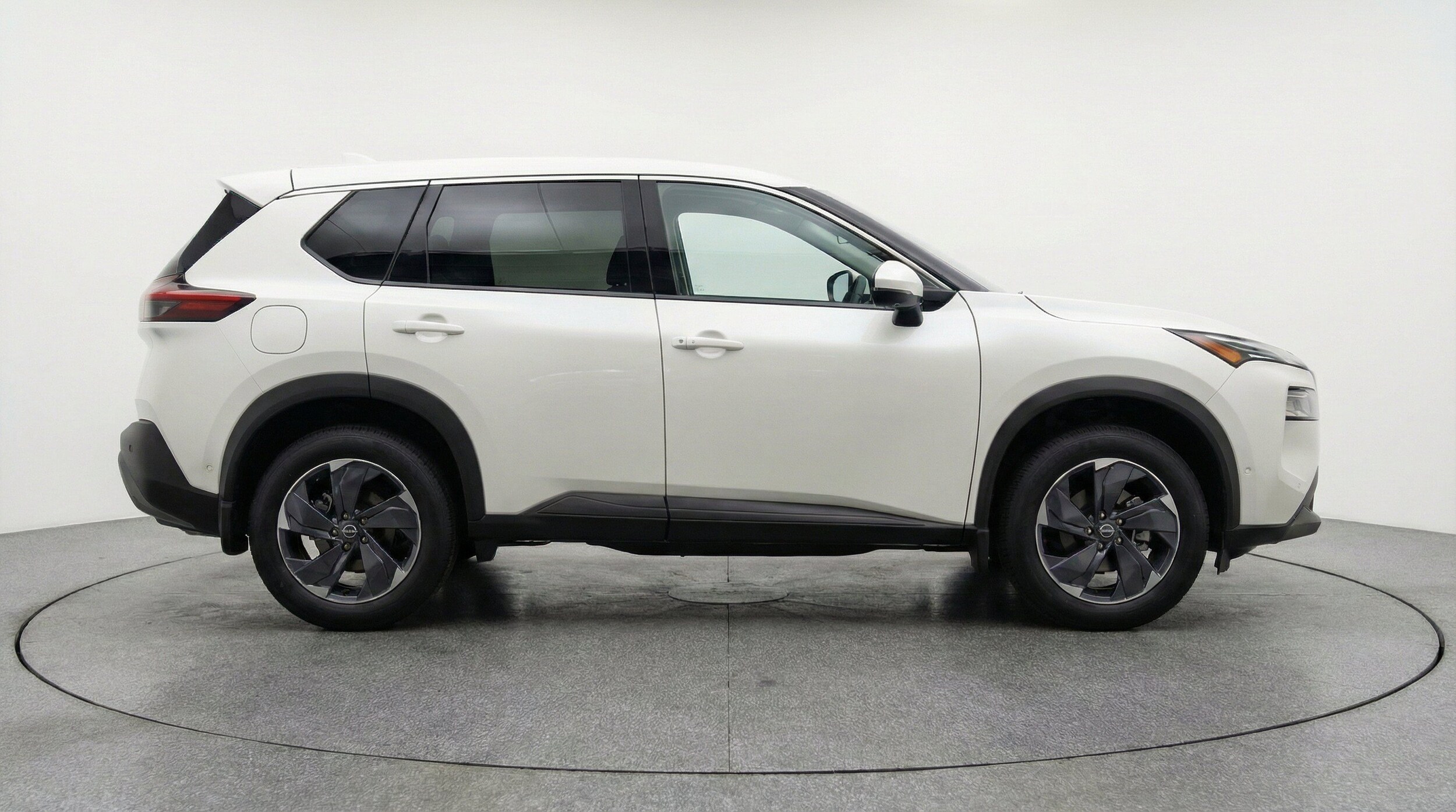 Thumbnail: 2025 Nissan Rogue - 11