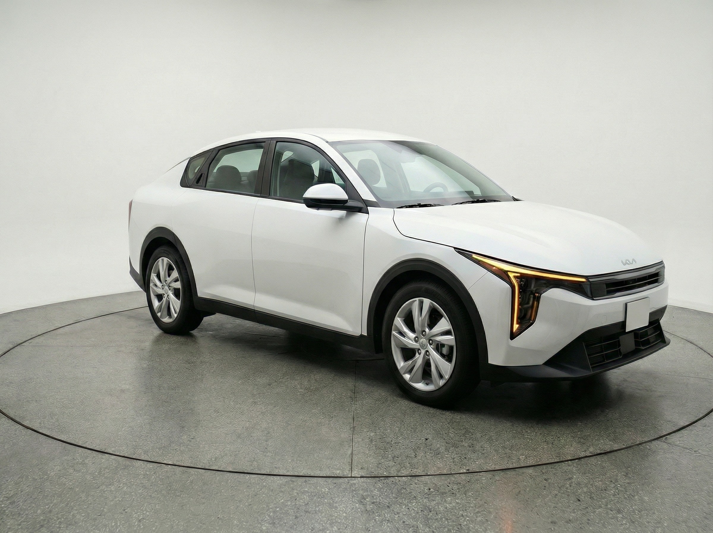 Thumbnail: 2025 Kia K4 - 1