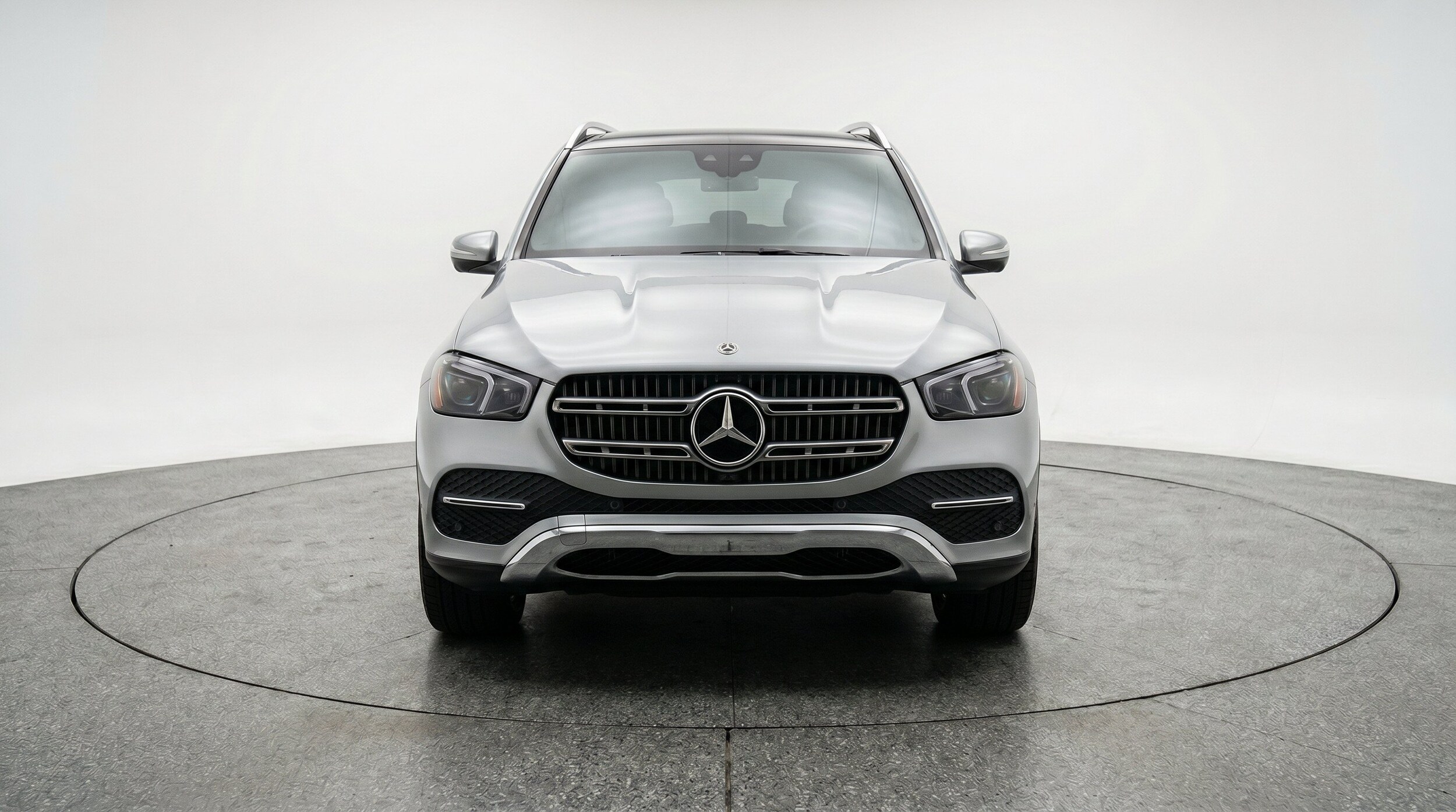 Thumbnail: 2026 Mercedes-Benz GLE - 2
