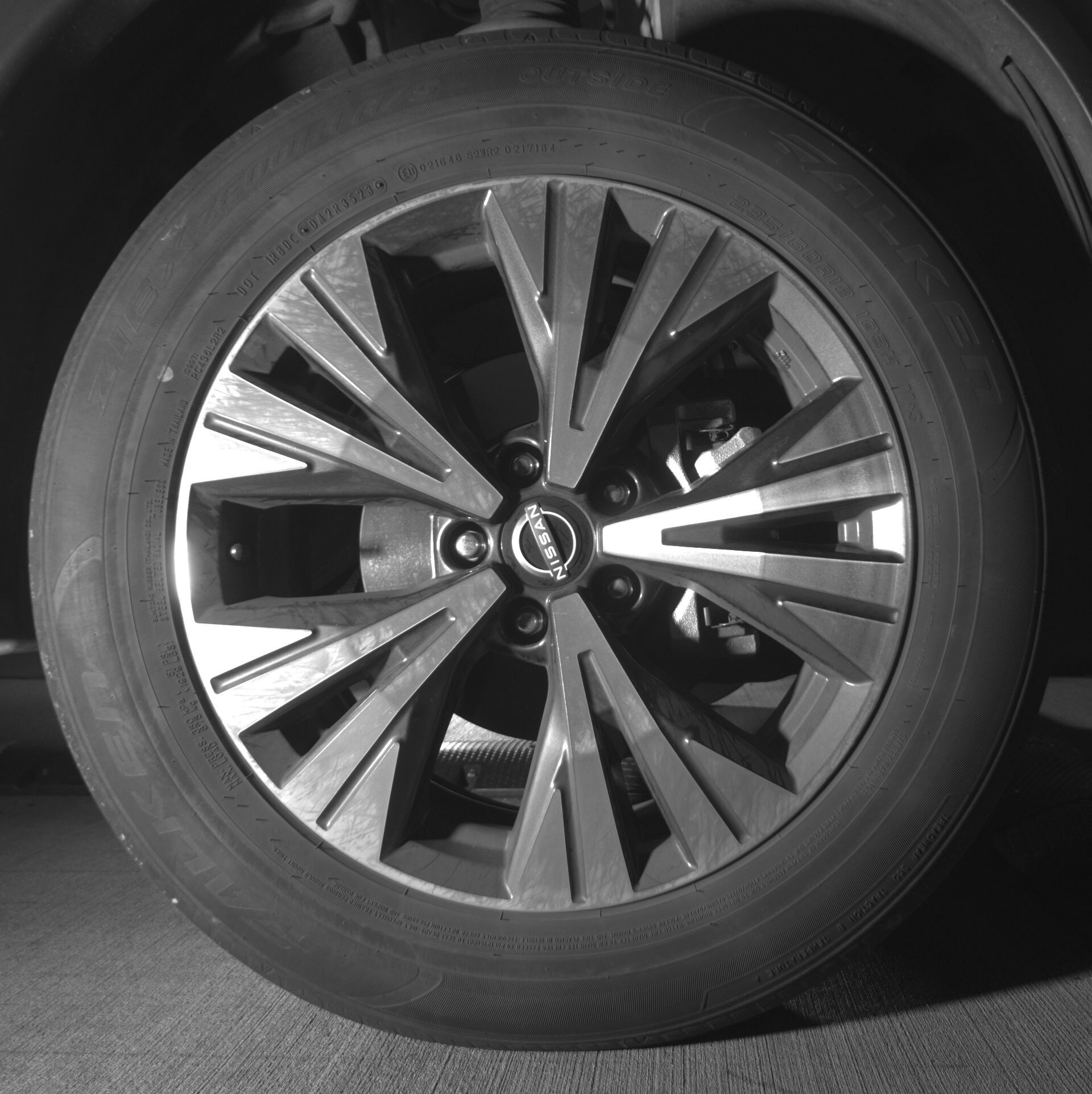 Thumbnail: 2023 Nissan Rogue - 10