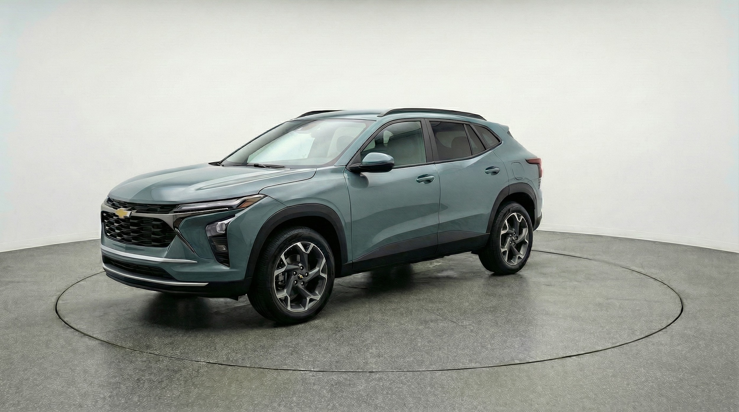 Thumbnail: 2025 Chevrolet Trax - 3