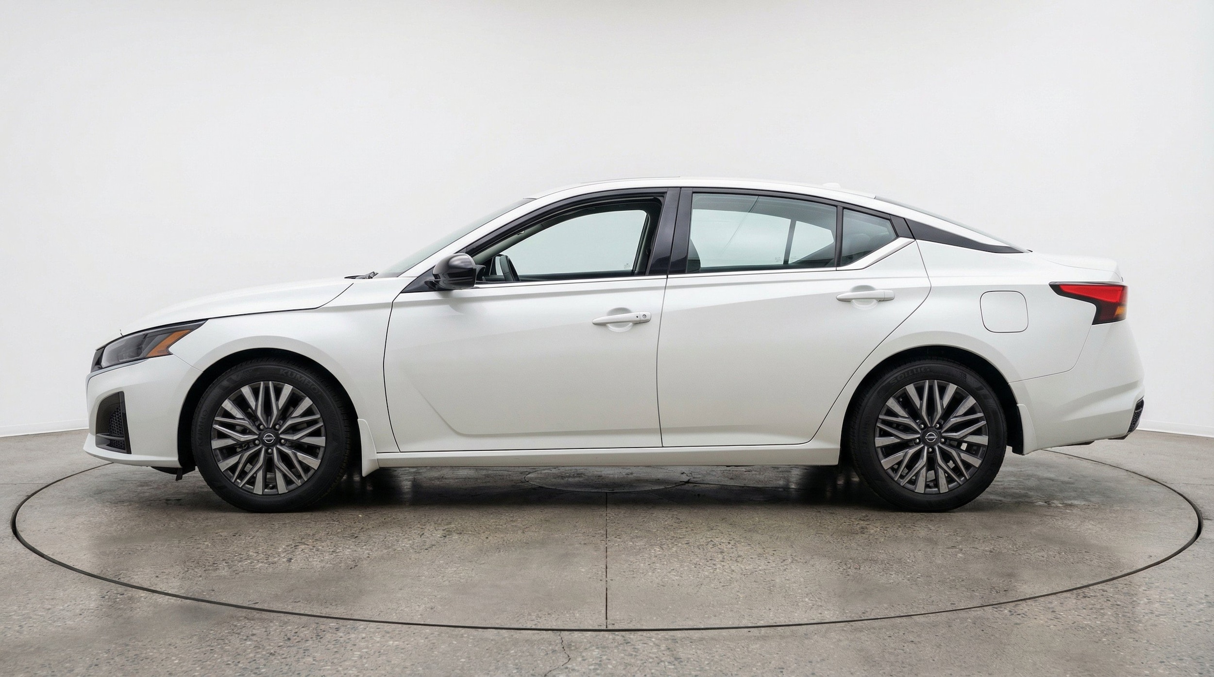 Thumbnail: 2026 Nissan Altima - 5