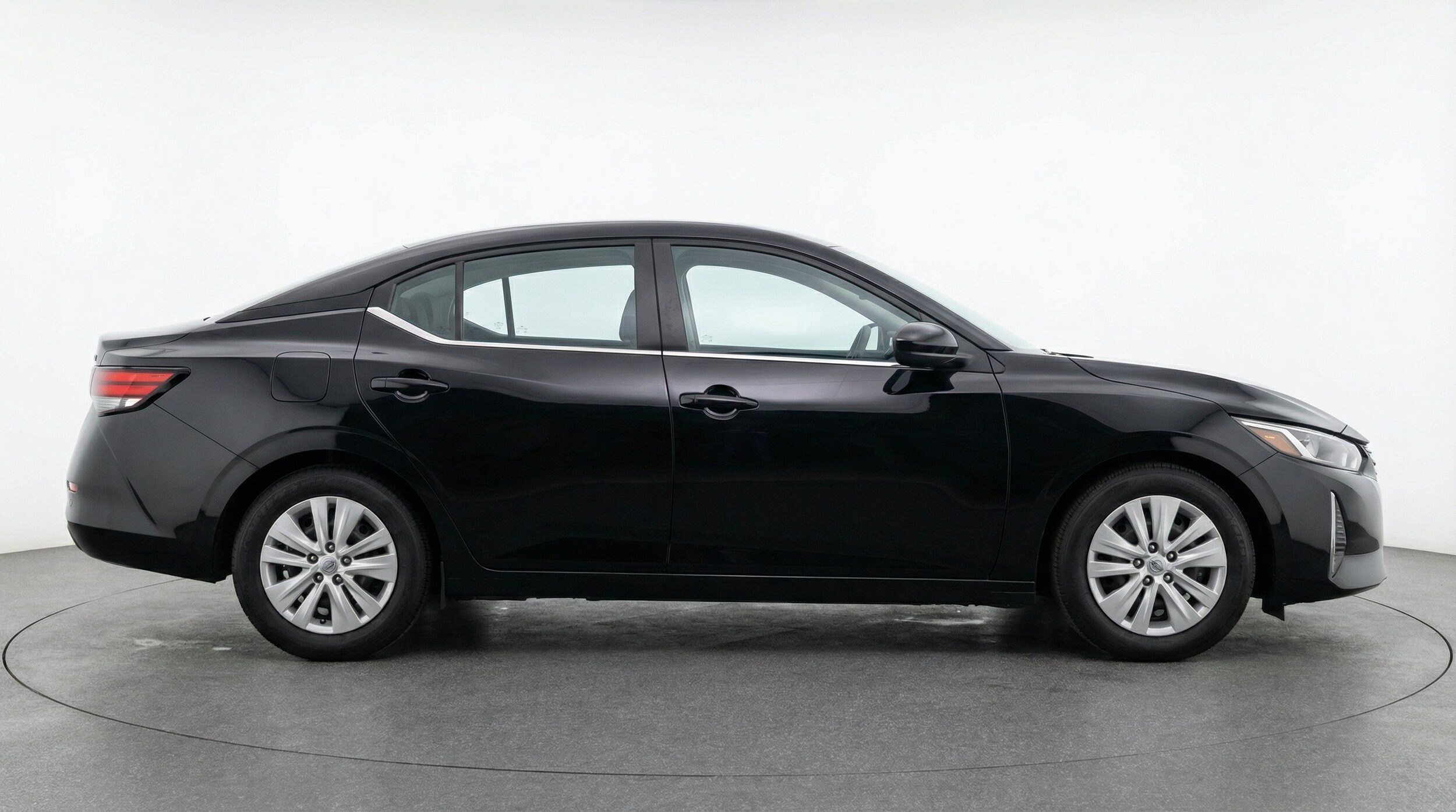 Thumbnail: 2025 Nissan Sentra - 11
