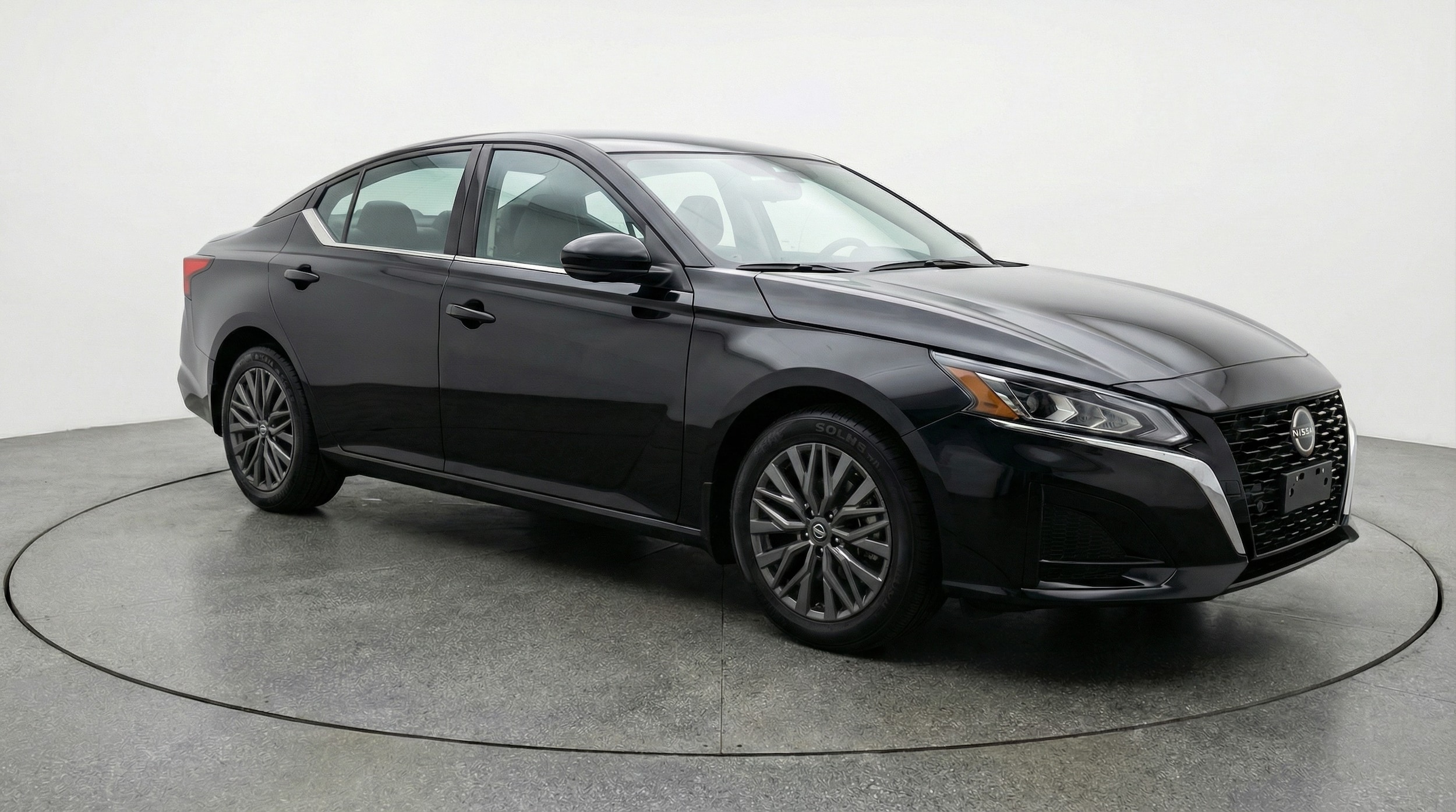 Thumbnail: 2025 Nissan Altima - 1