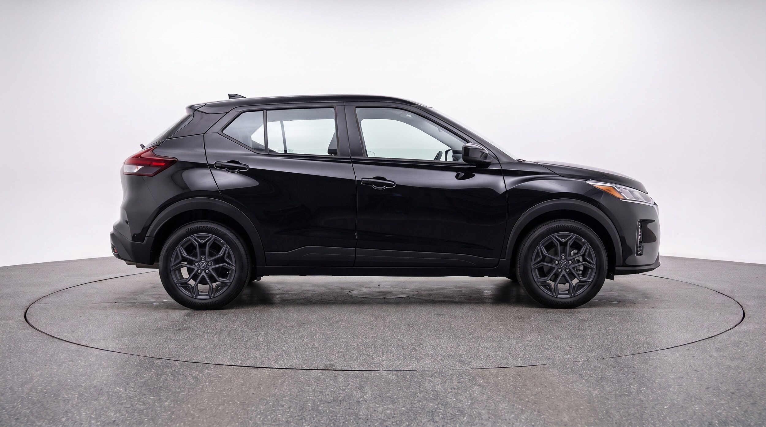 Thumbnail: 2026 Nissan Kicks - 10